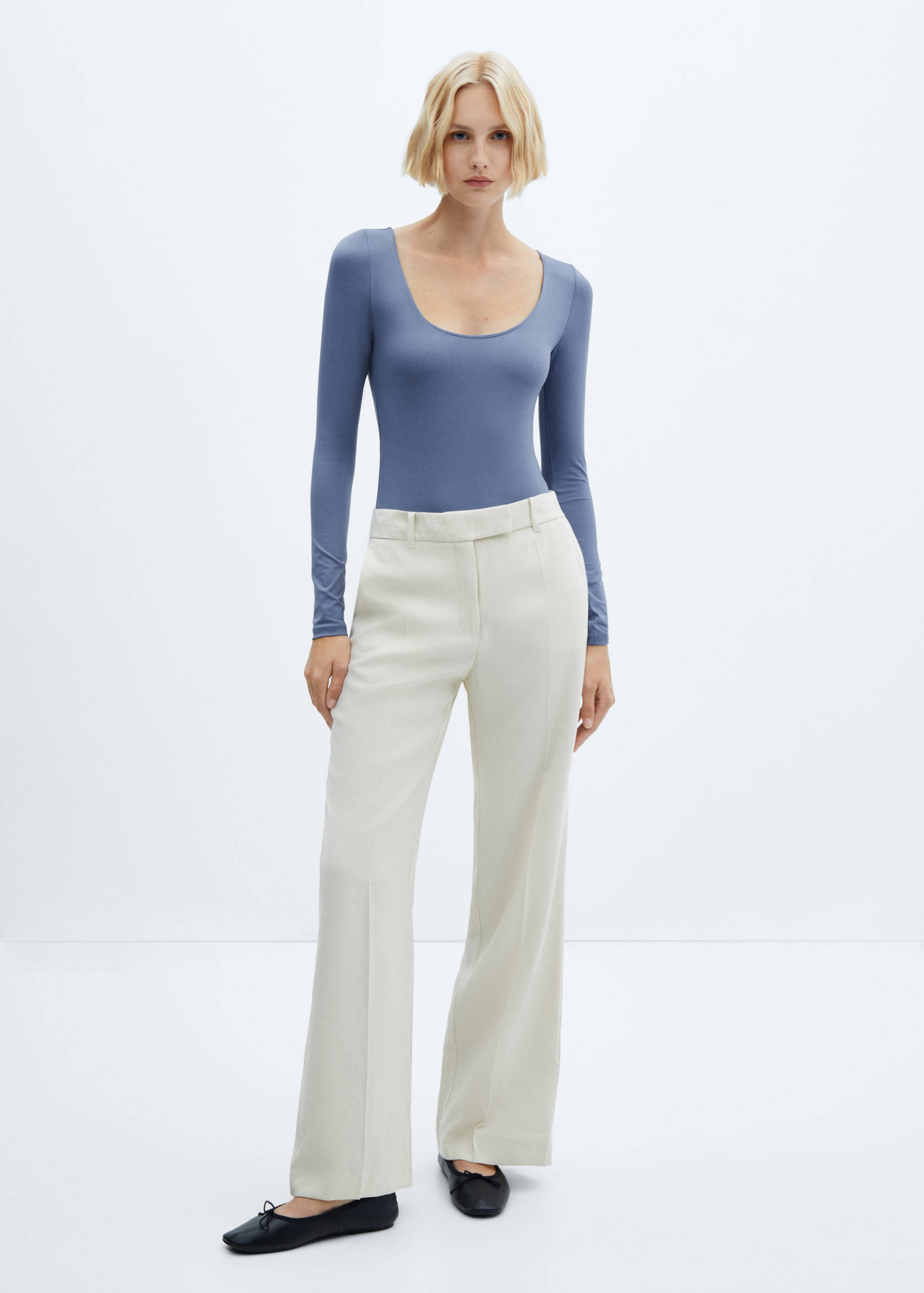 Body cuello escotado - Plano general