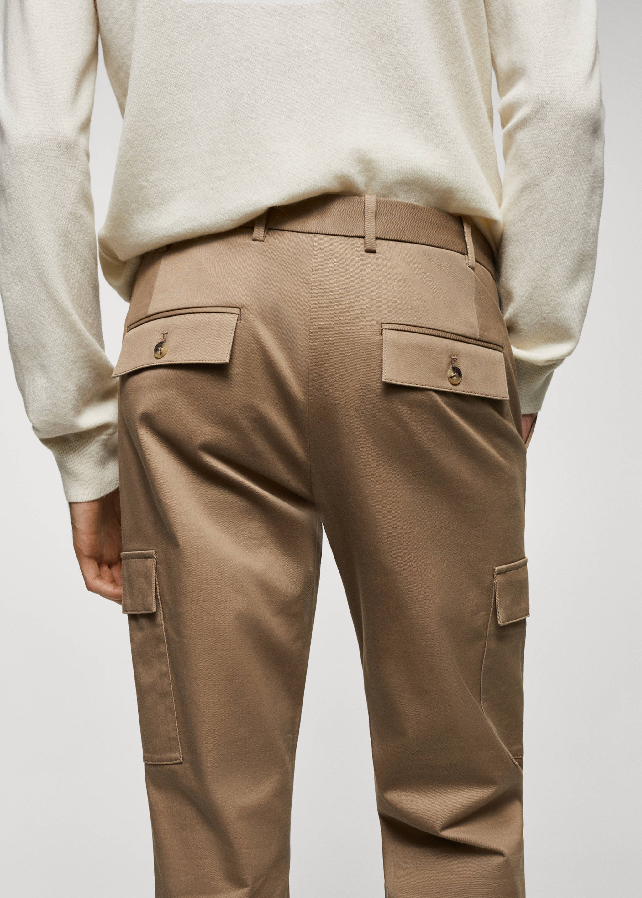 Slim-fit cotton cargo trousers - Details of the article 4