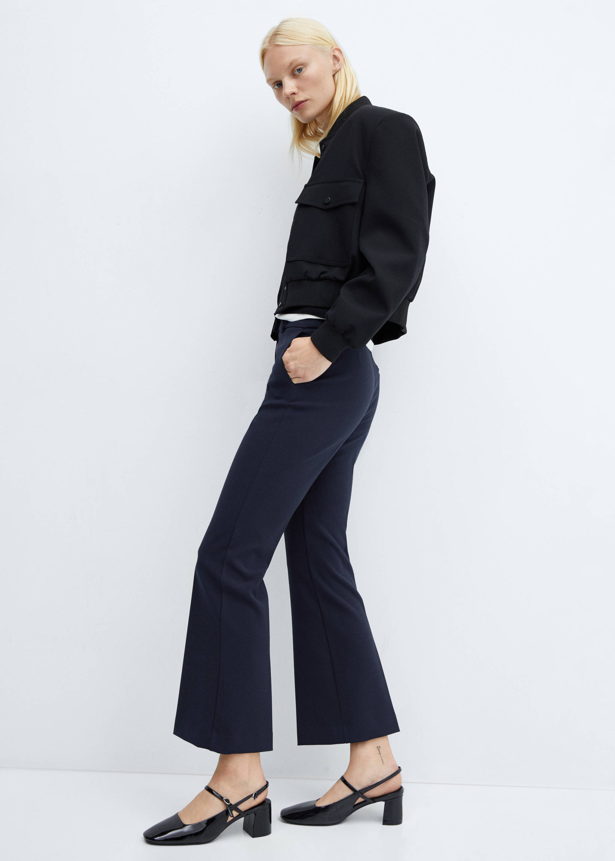 Pantalon évasé crop - Détail de l'article 2