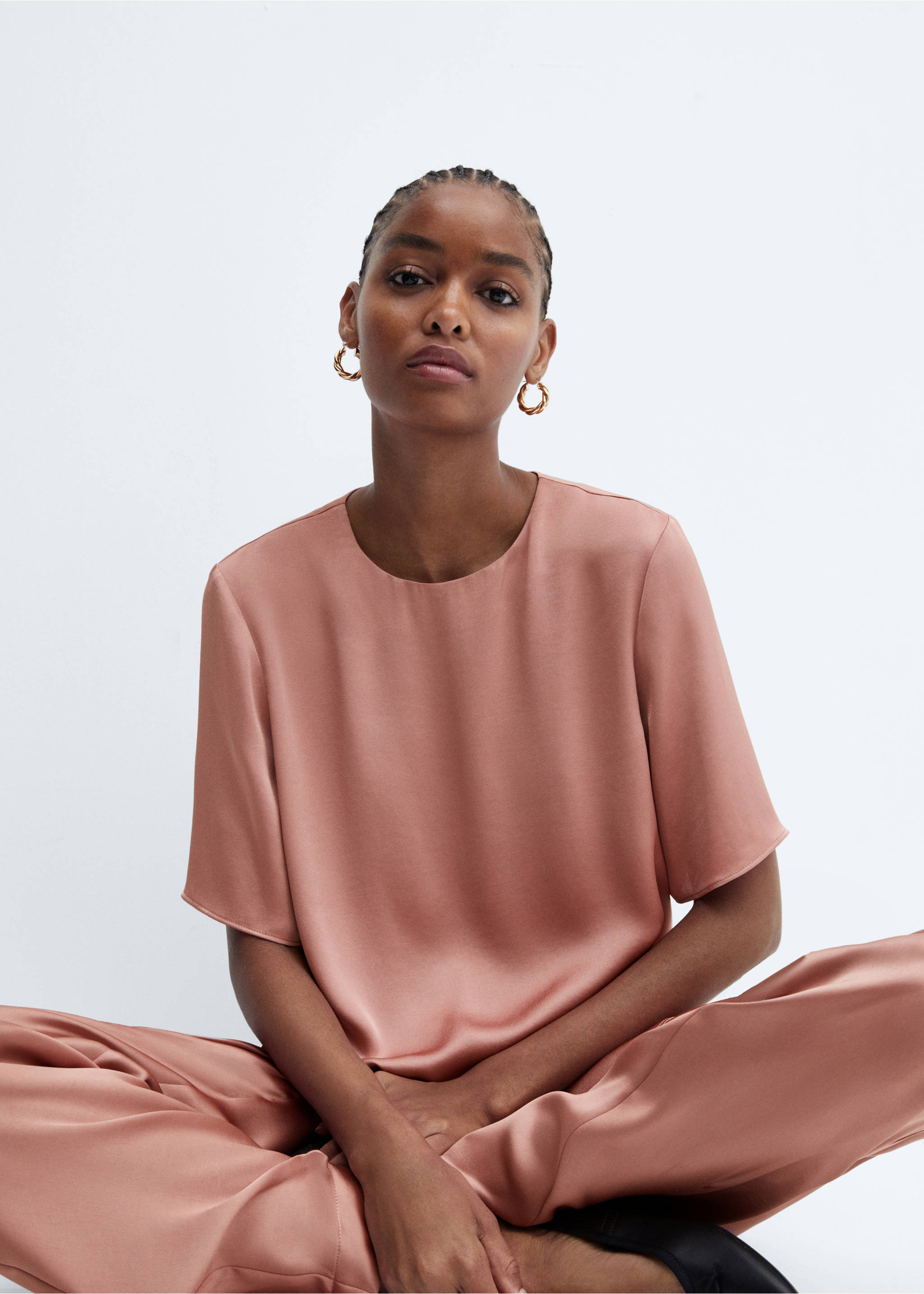 Satin blouse - Details of the article 2, Pastel Pink. Ref: 57085976-00.