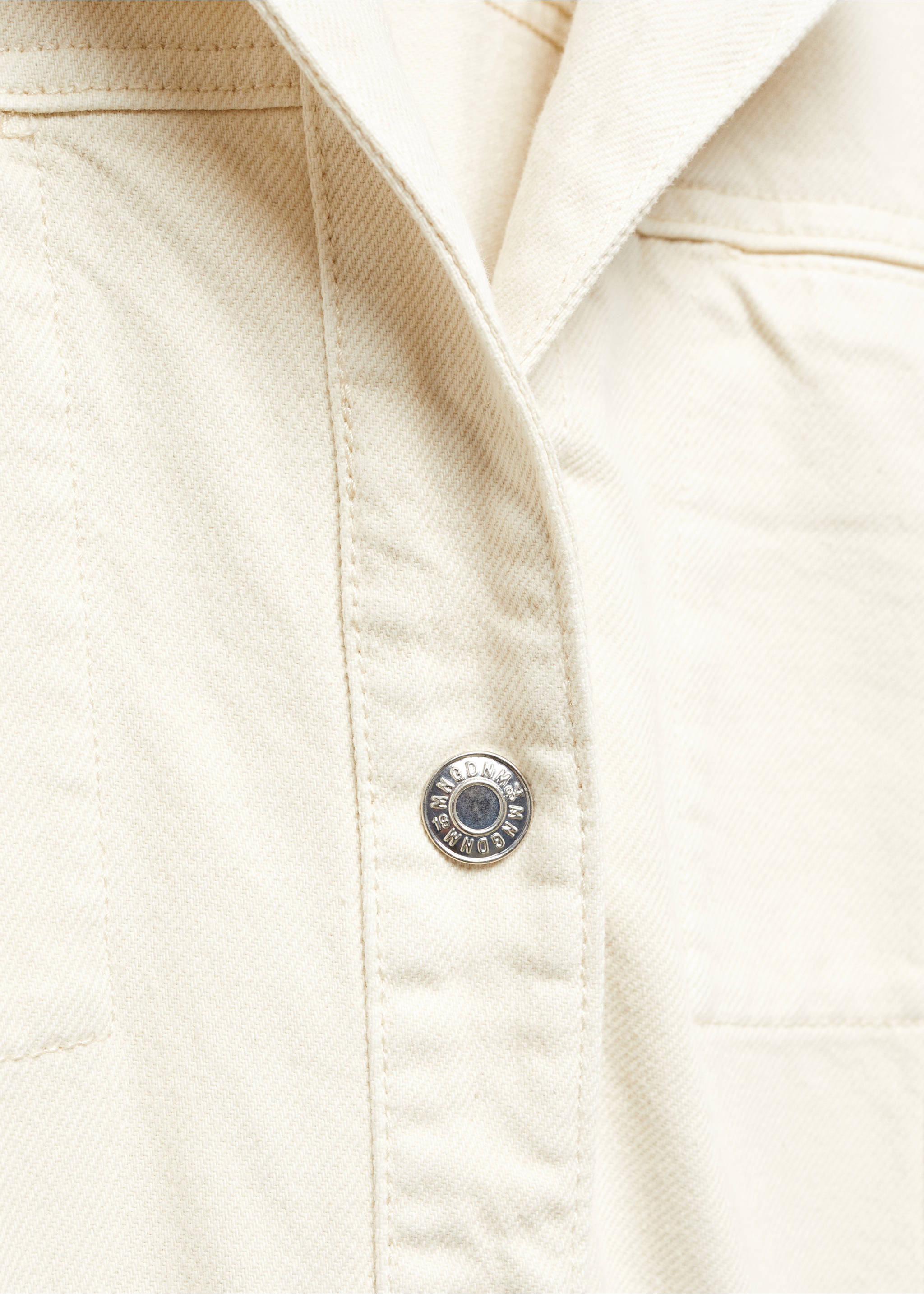 Long denim jumpsuit - Details of the article 8, Ecru. Ref: 57085993-00.