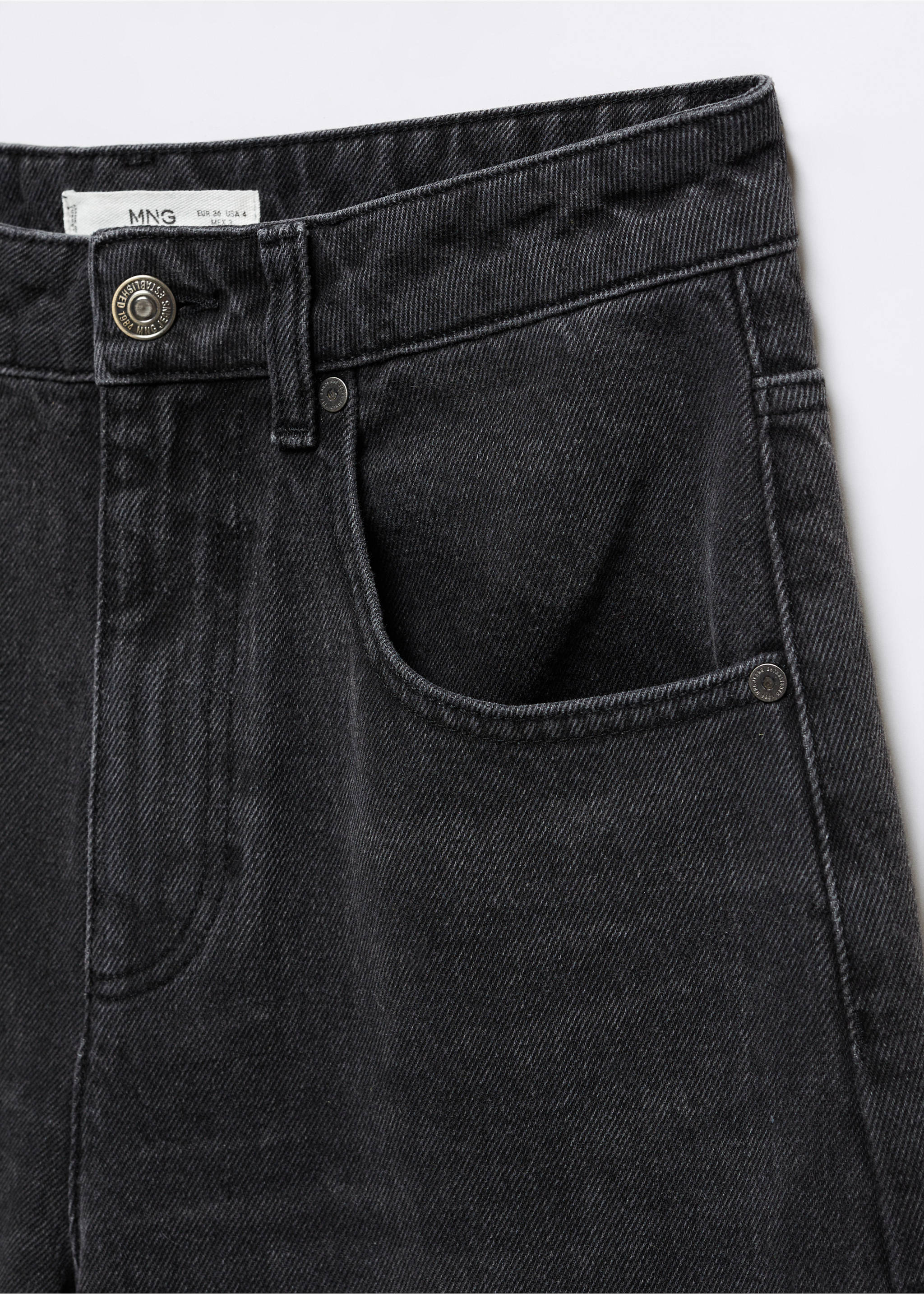 High-waist balloon jeans - Details of the article 8, Black denim. Ref: 57086019-00.