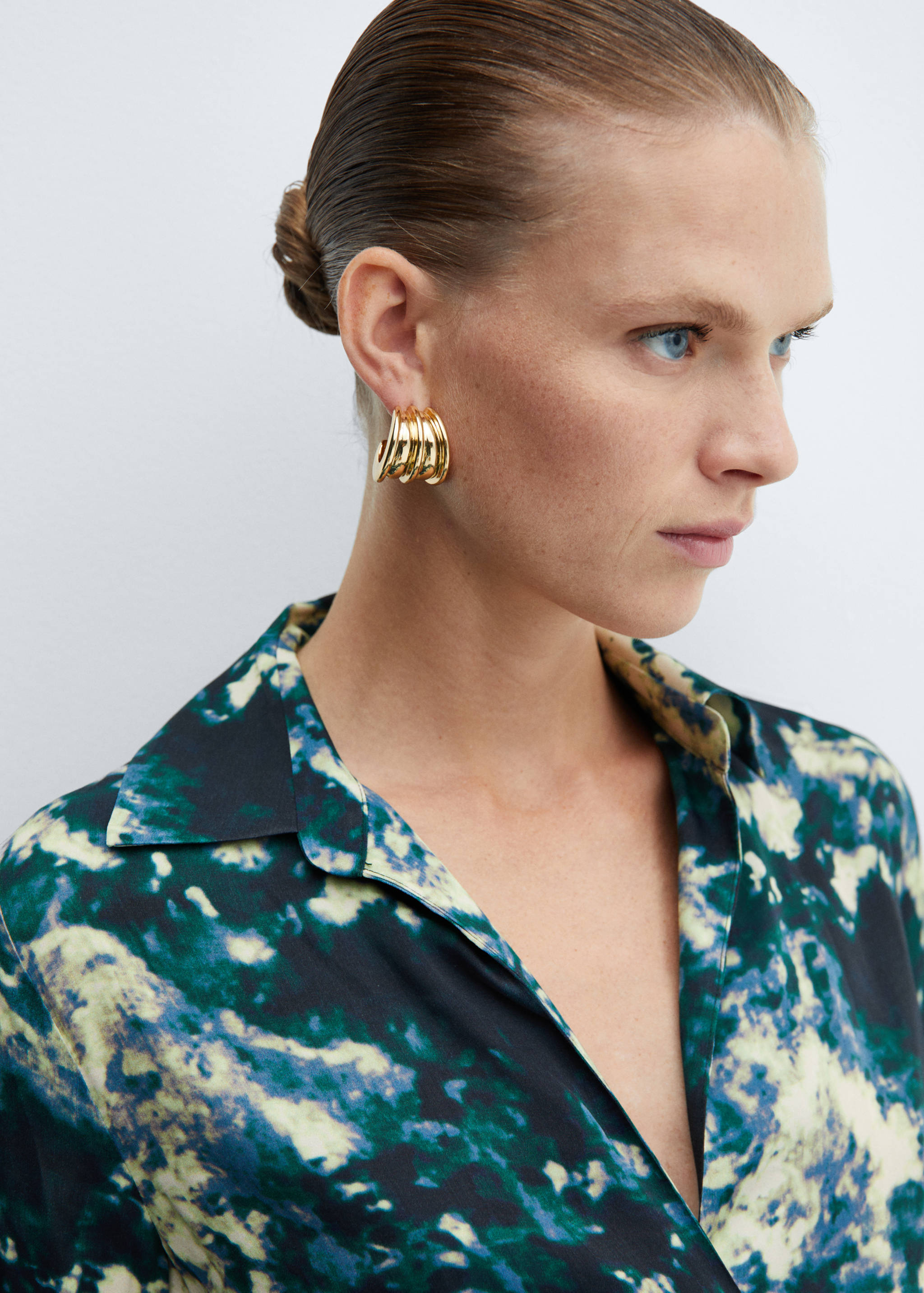 Vestit tie-dye detall nus - Detall de l'article 1