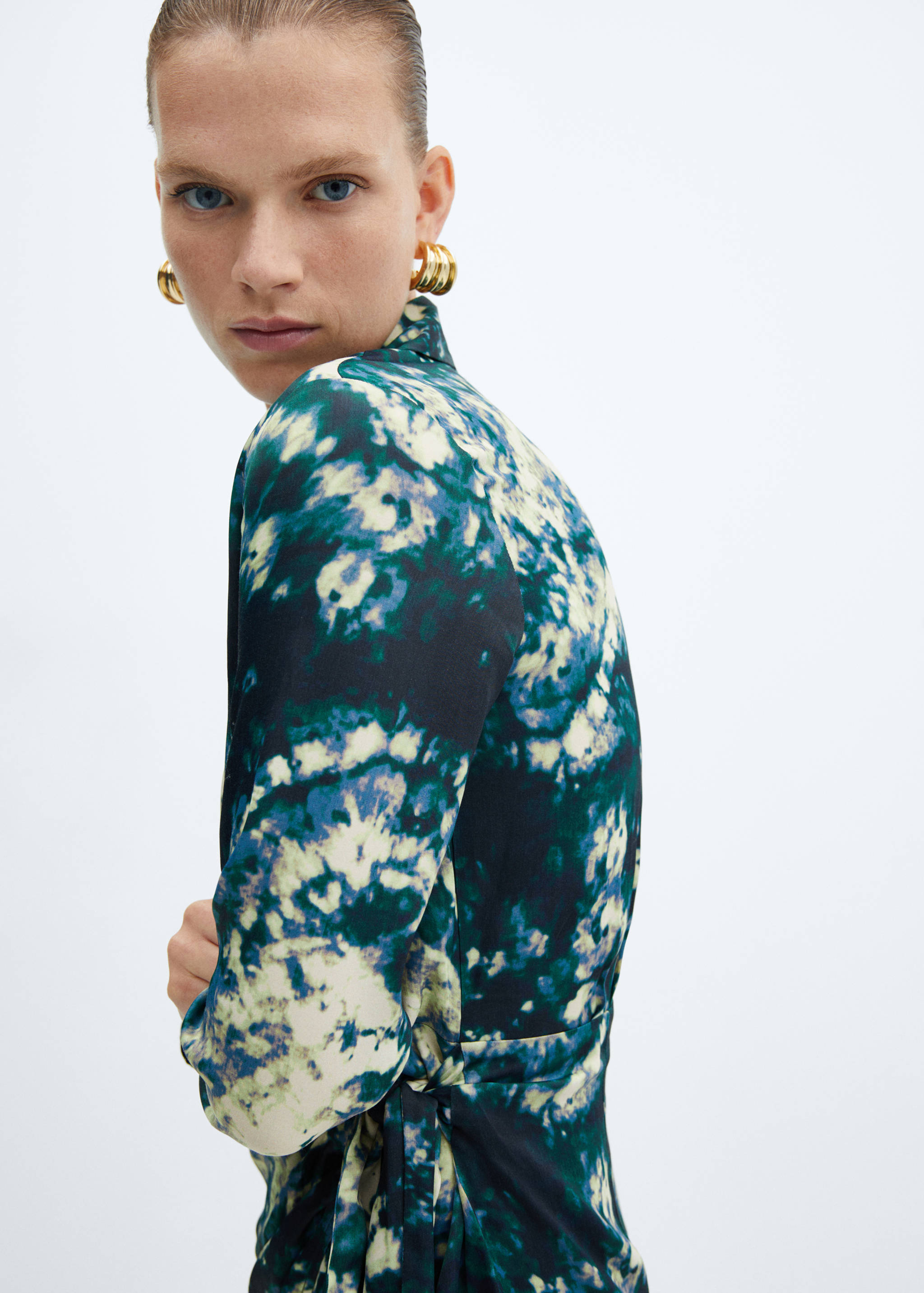 Vestit tie-dye detall nus - Detall de l'article 6