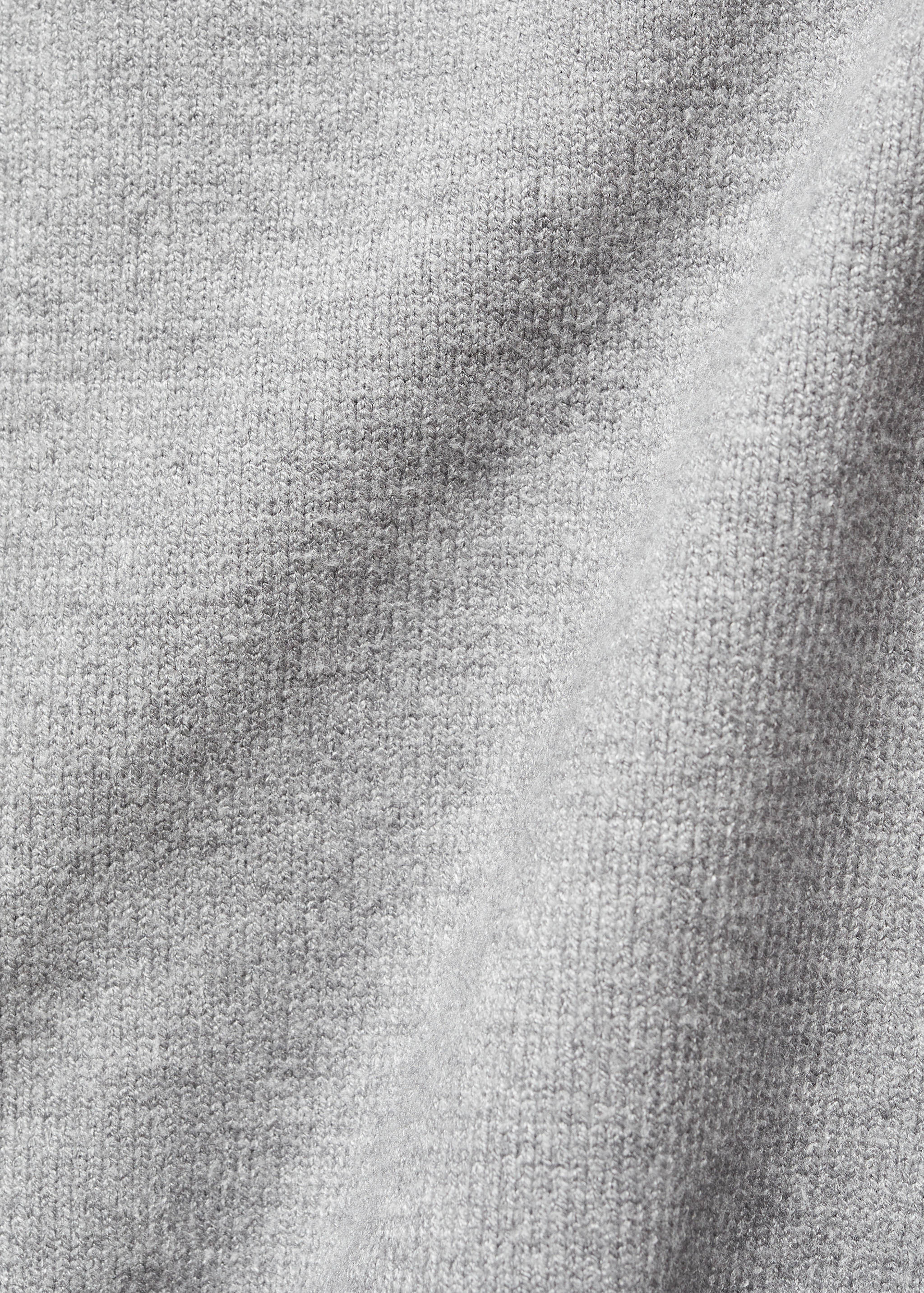 Pullover mit Ziernähten - Detail des Artikels 8