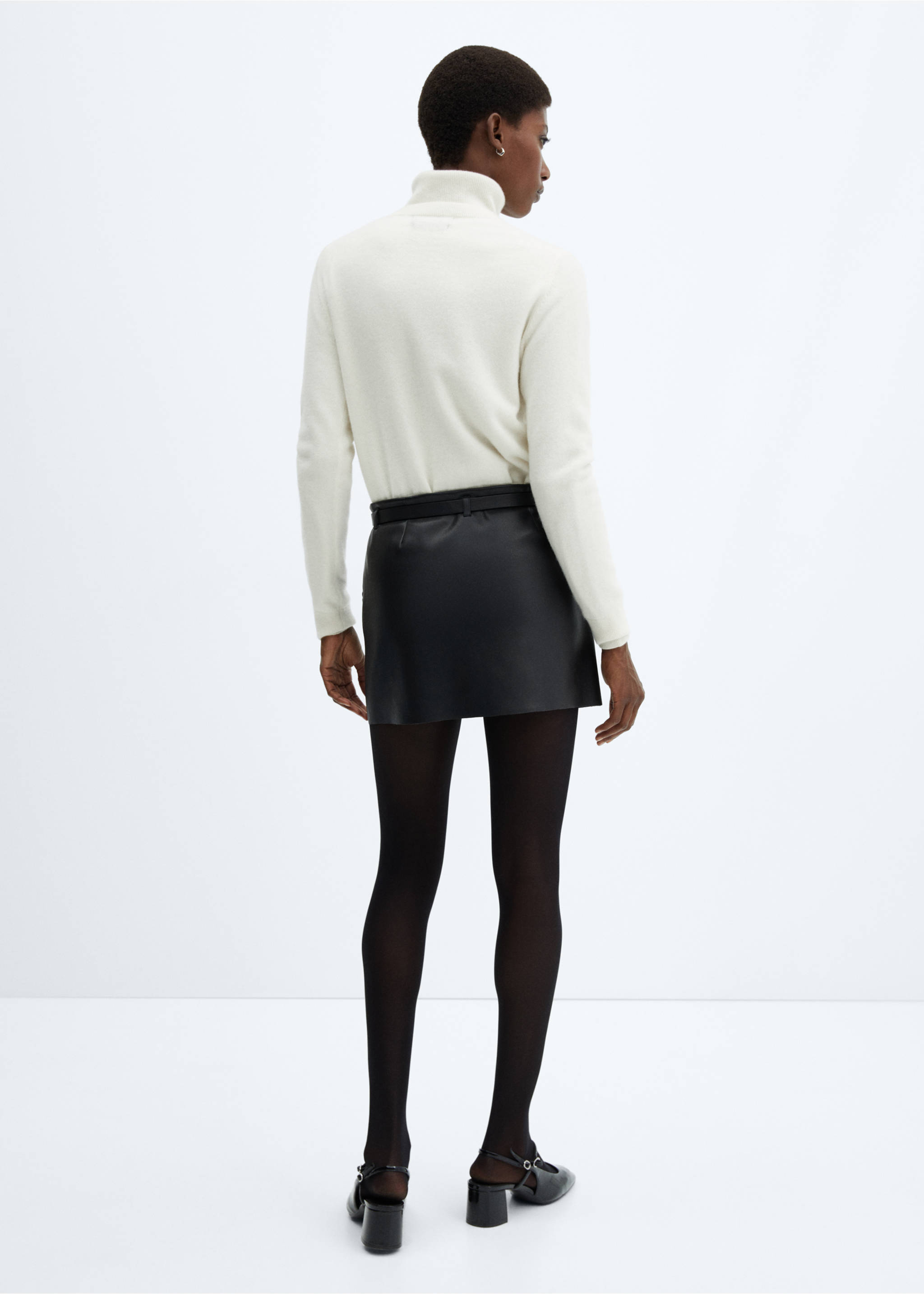 Faux-leather mini-skirt with belt - Reverse of the article, Black. Ref: 57086712-00.