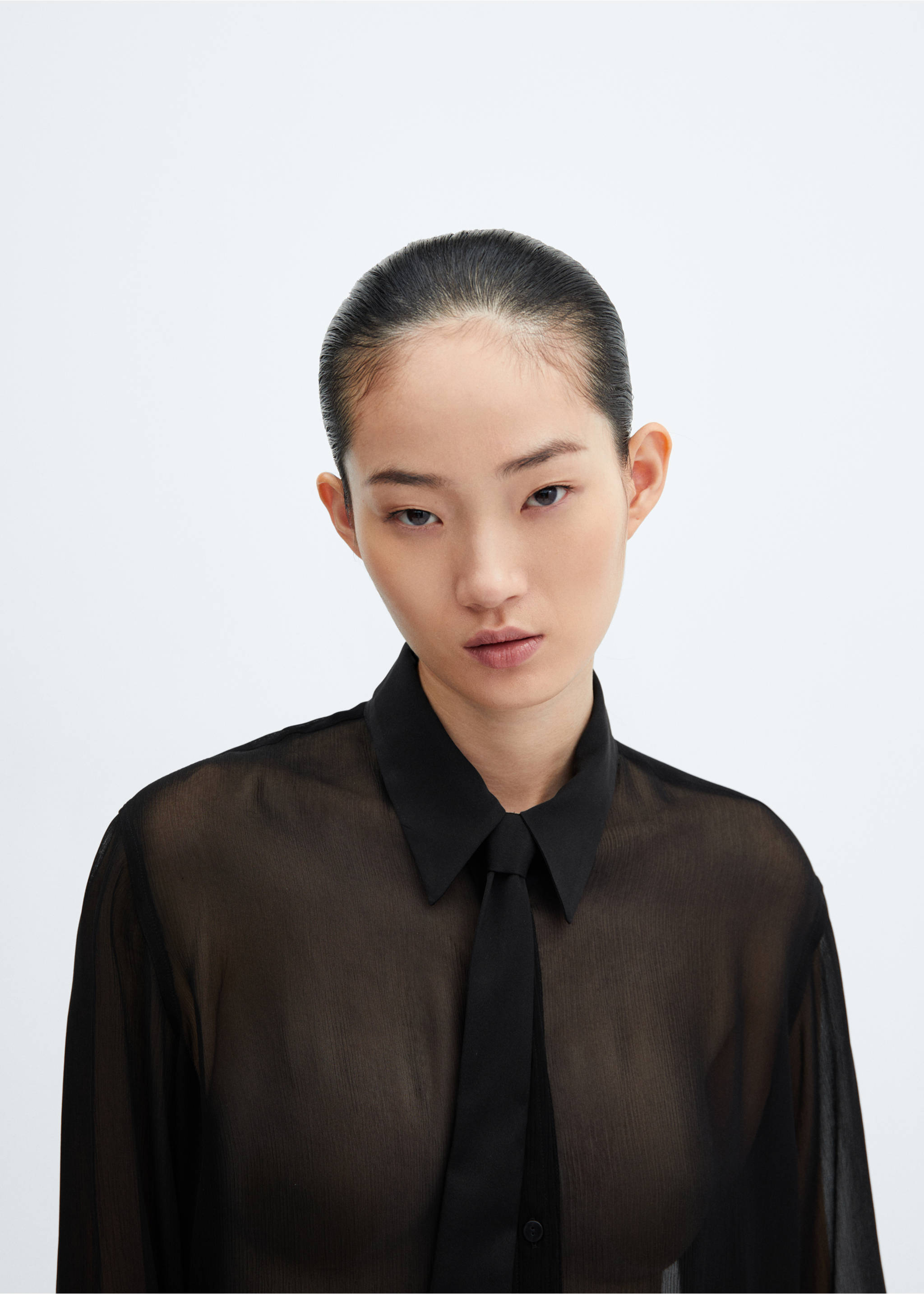 Chemise cravate détails satinés - Détail de l'article 1, Noir. Ref: 57087757-00.