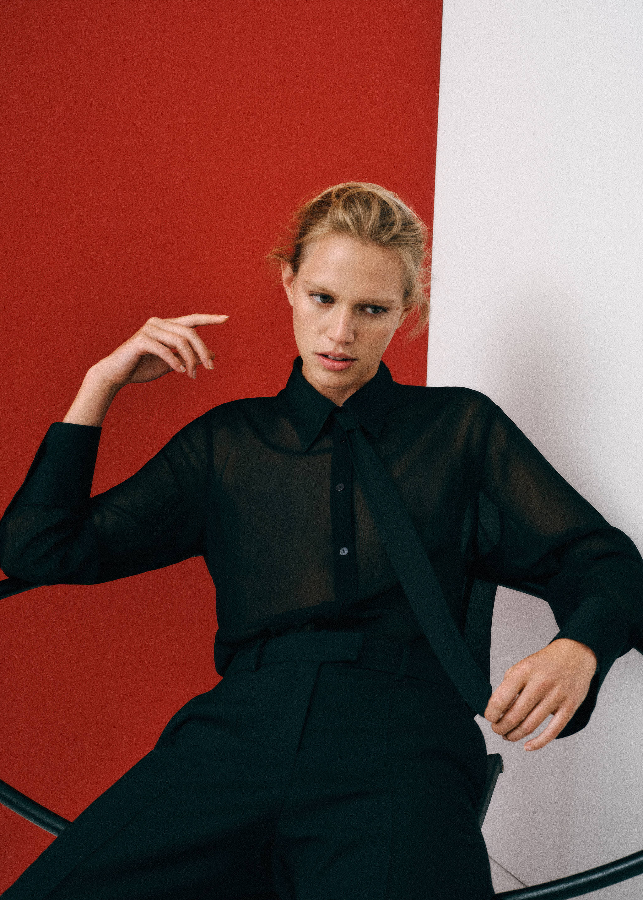 Chemise cravate détails satinés - Détail de l'article 6, Noir. Ref: 57087757-00.