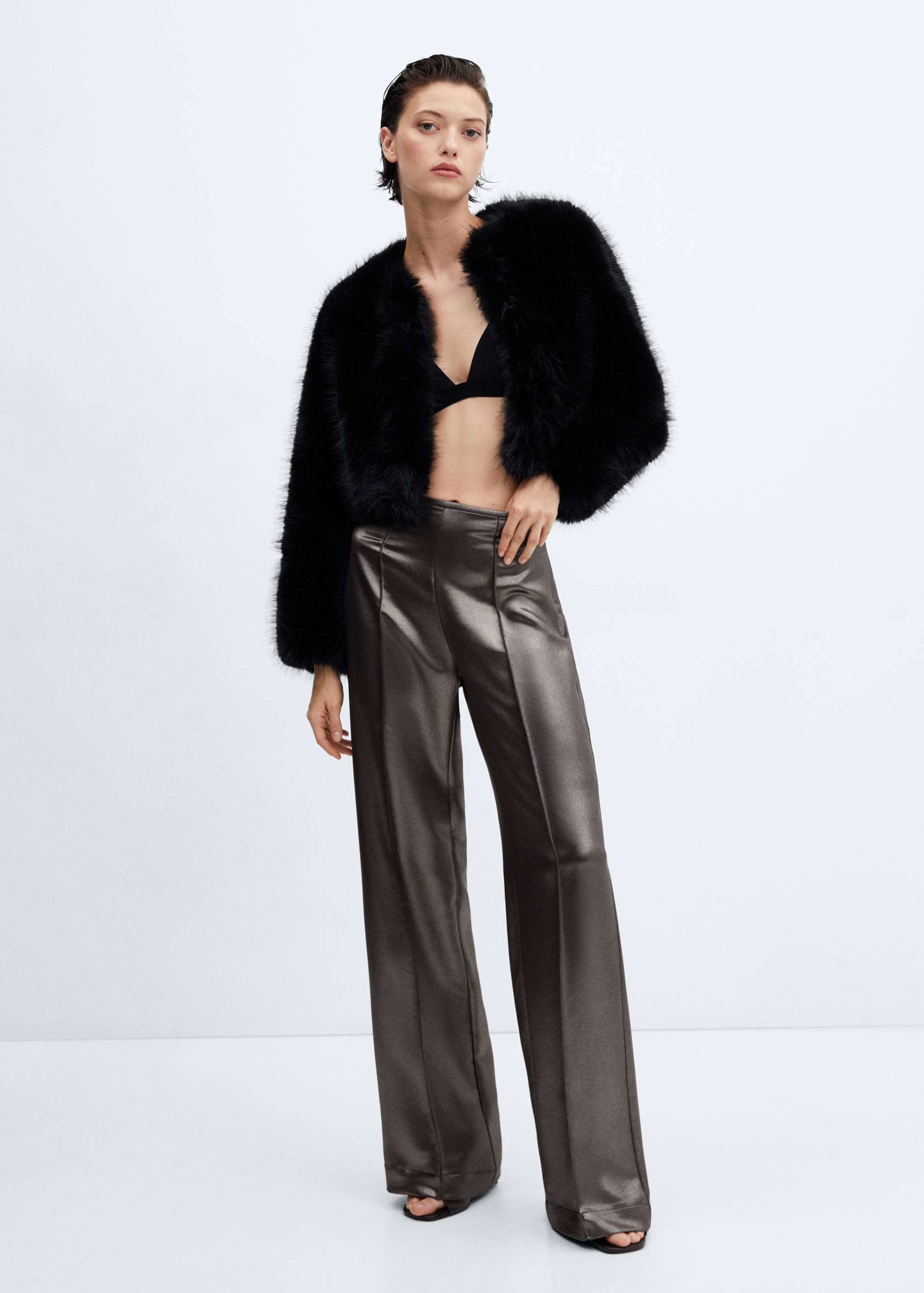 Metallic-effect trousers - General plane