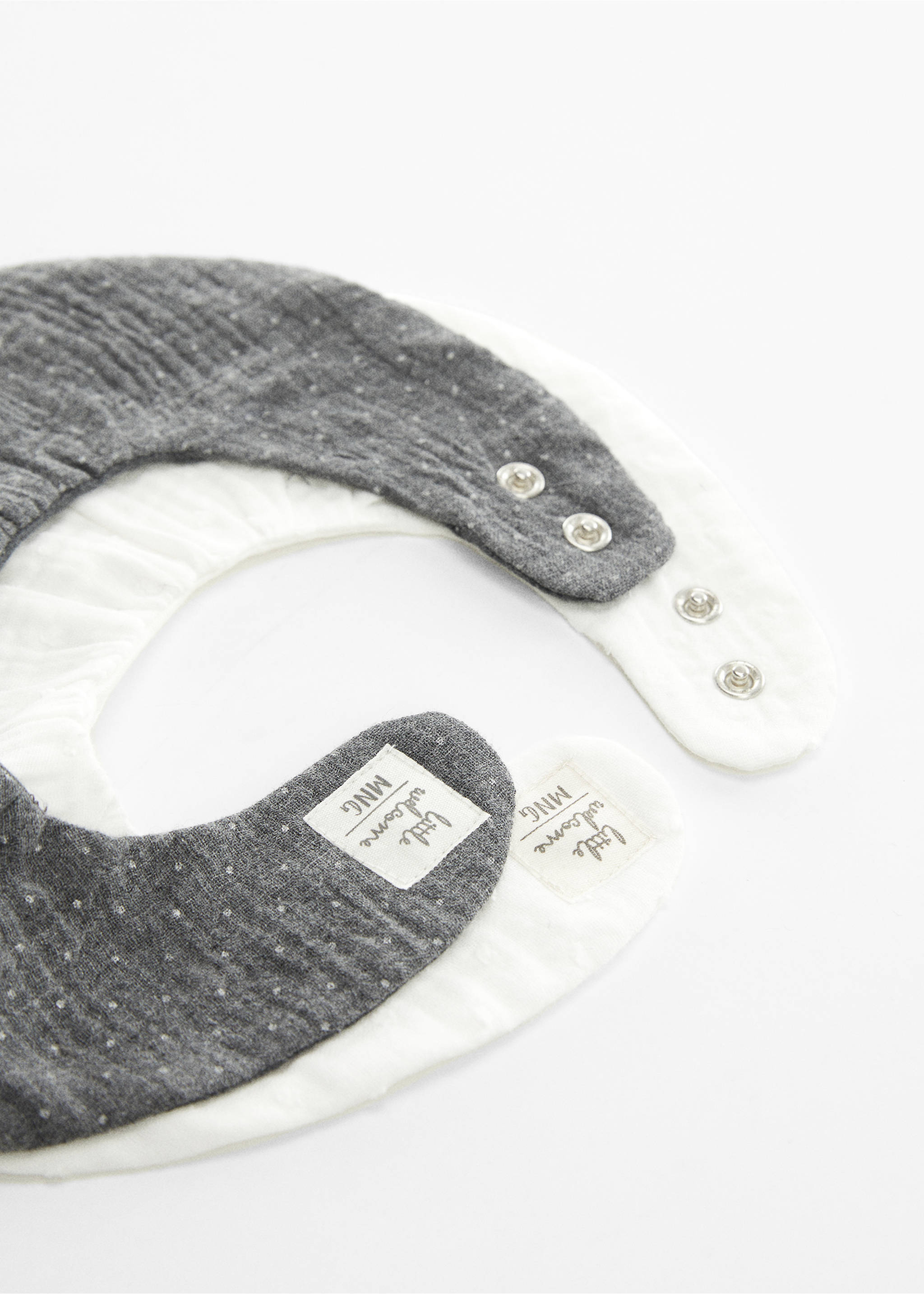 2 Printed bibs pack - Details of the article 1, Charcoal. Ref: 57088279-00.