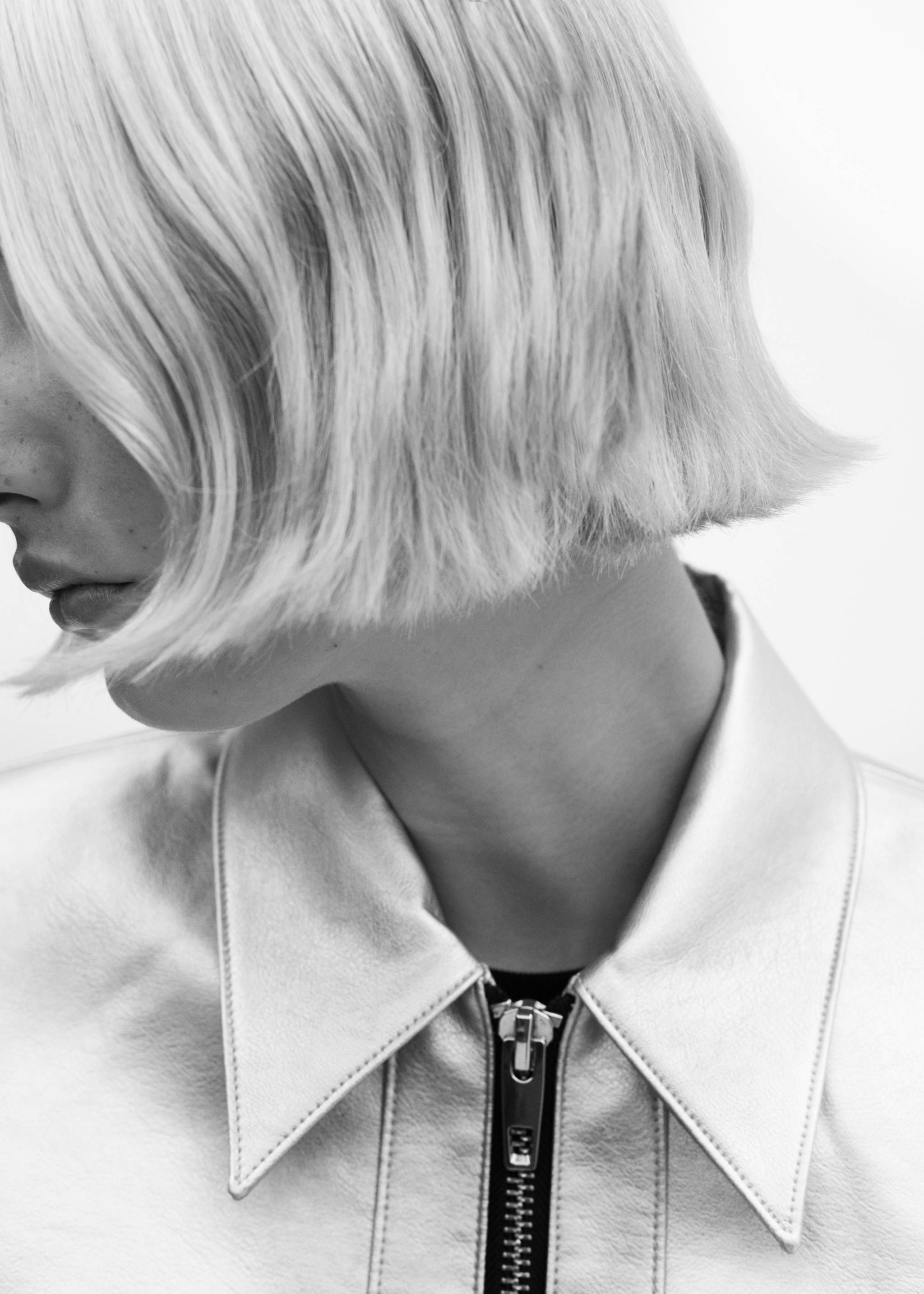 Metallic cropped jacket - Details of the article 1