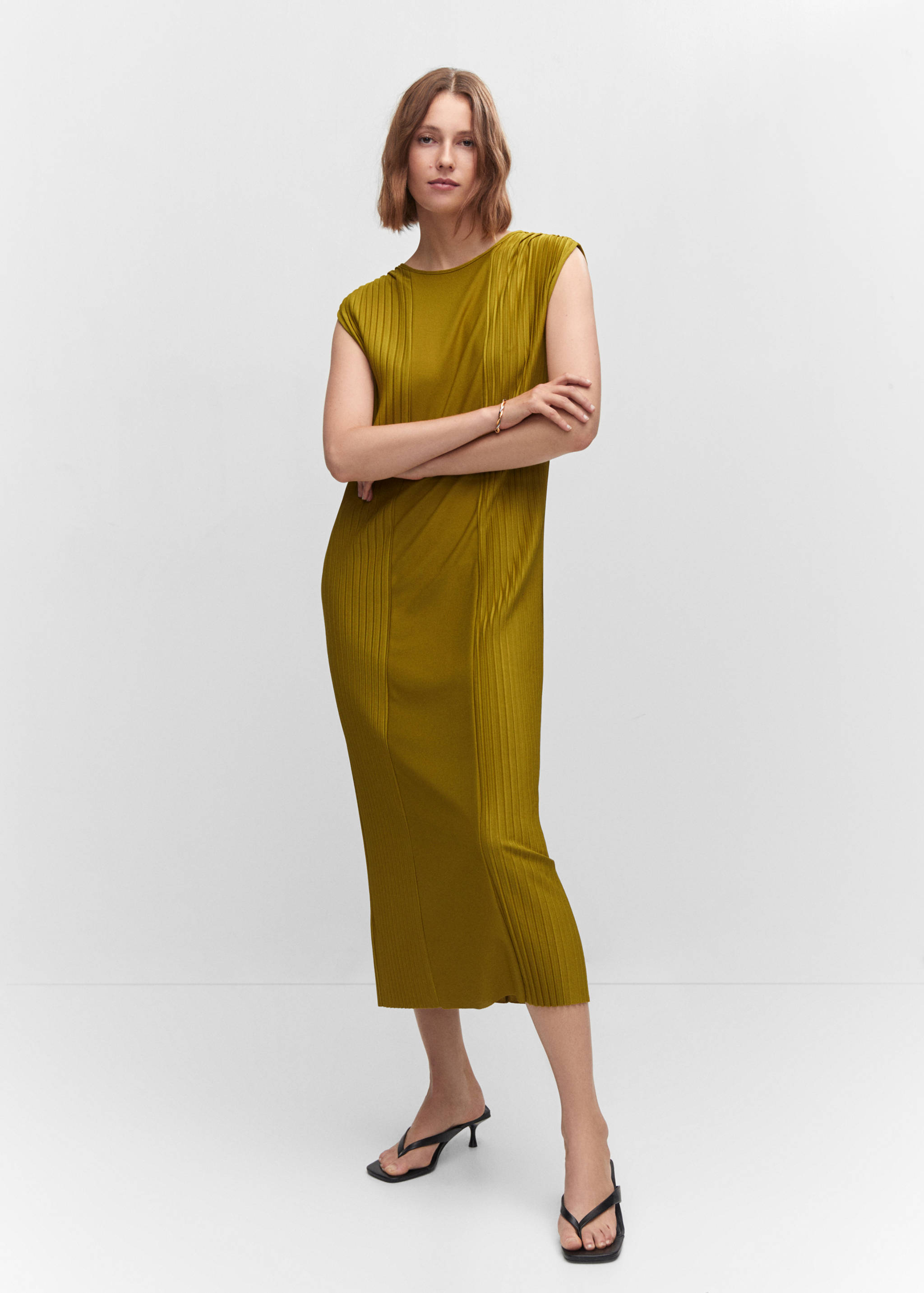 Pleated detail dress - General plane