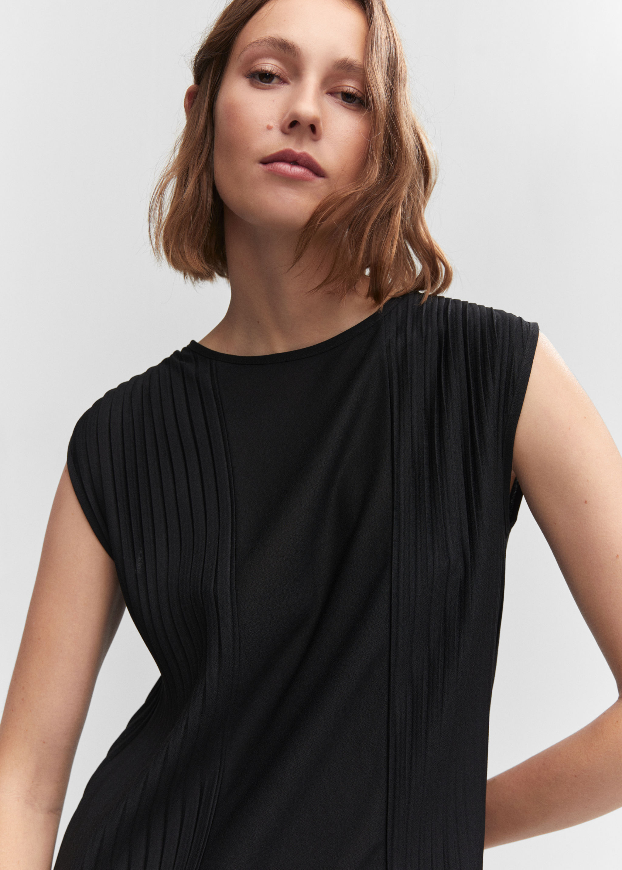 Vestit detalls prisats - Detall de l'article 1