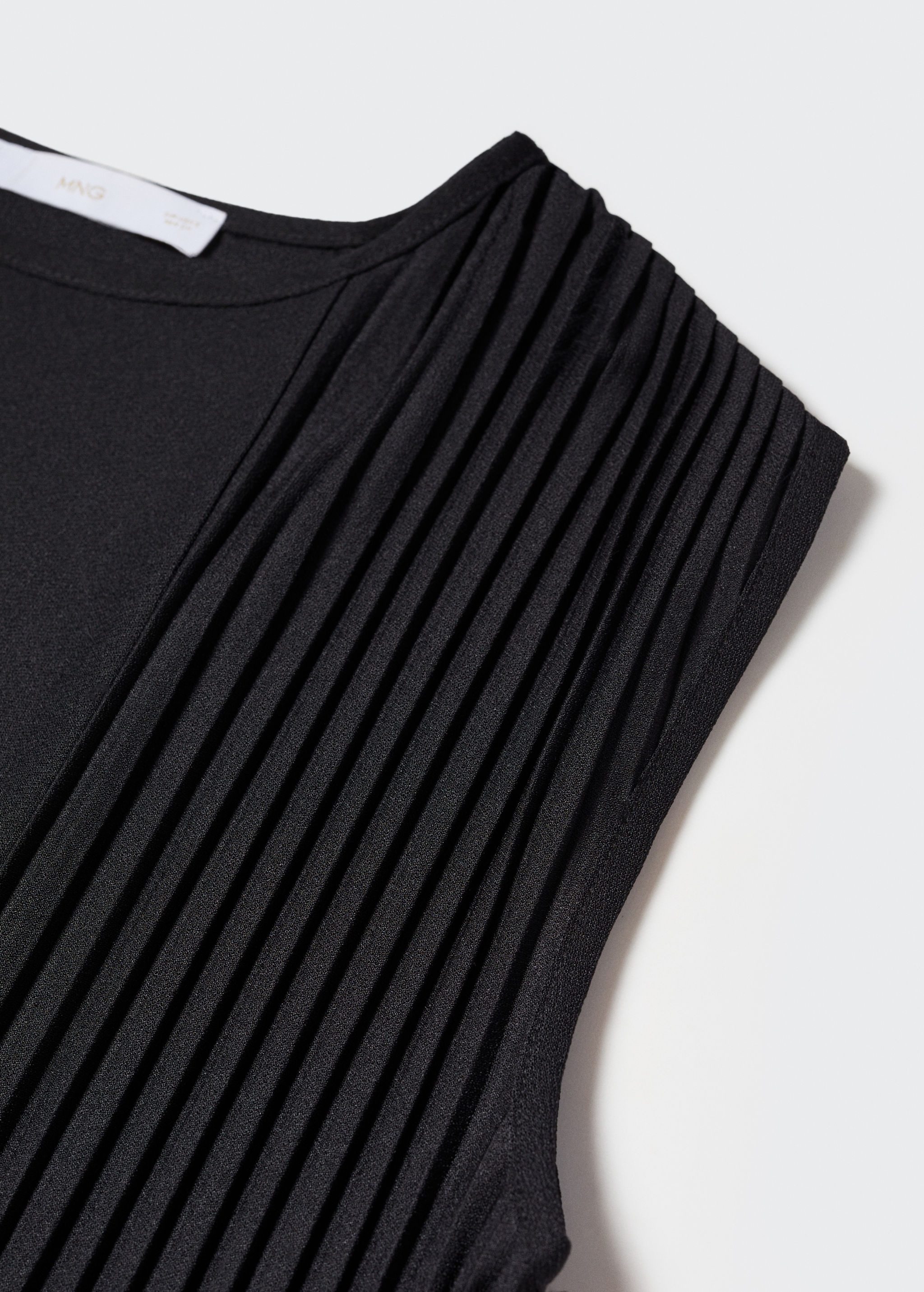 Vestit detalls prisats - Detall de l'article 8