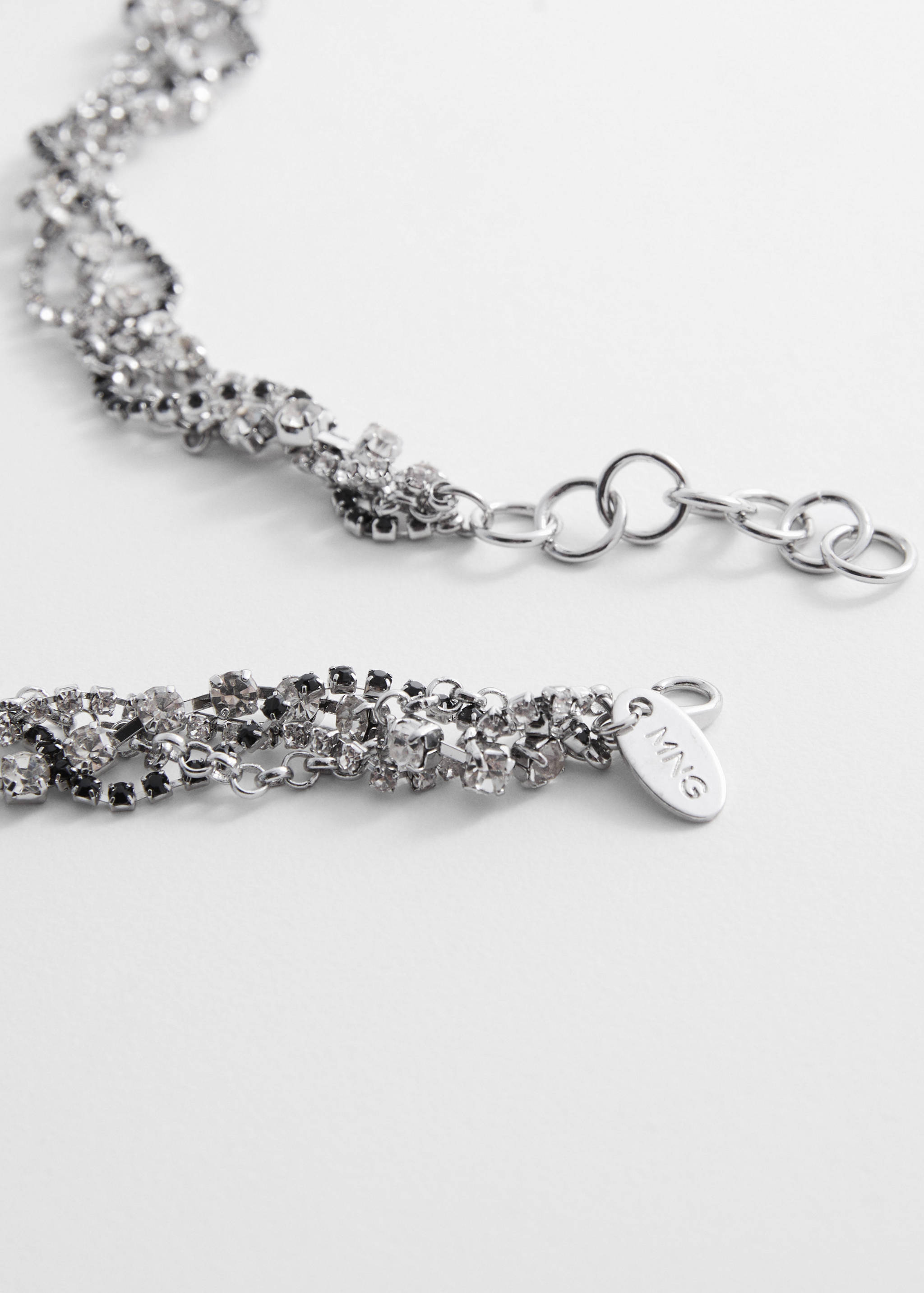 Rhinestone intertwined necklace - Medium plane