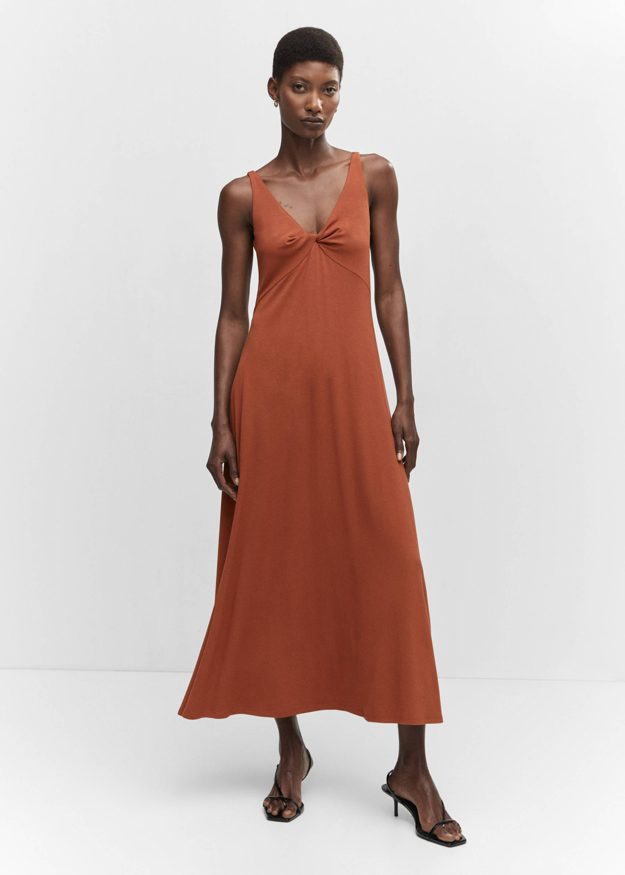 Knot knitted dress - General plane