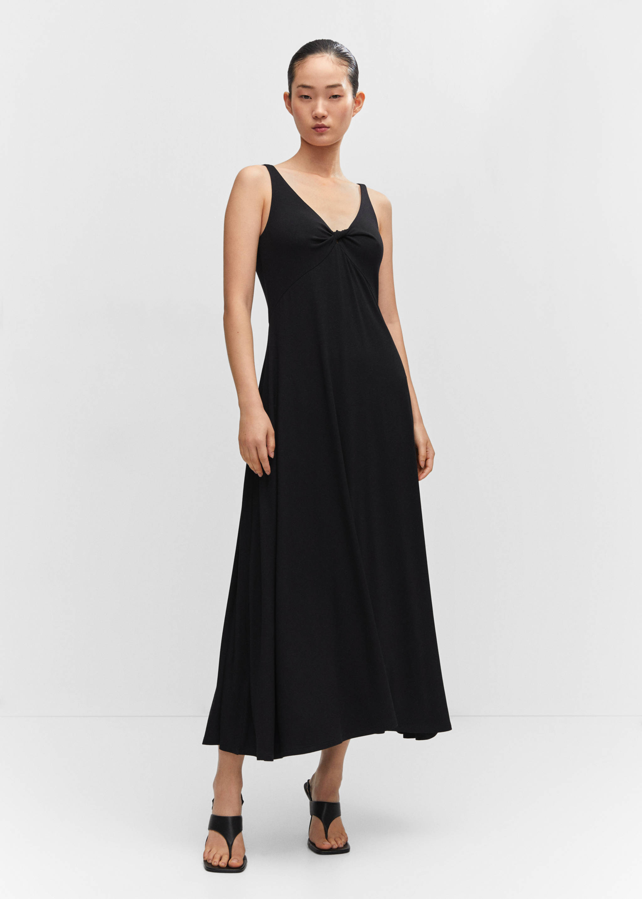 Knot knitted dress - General plane