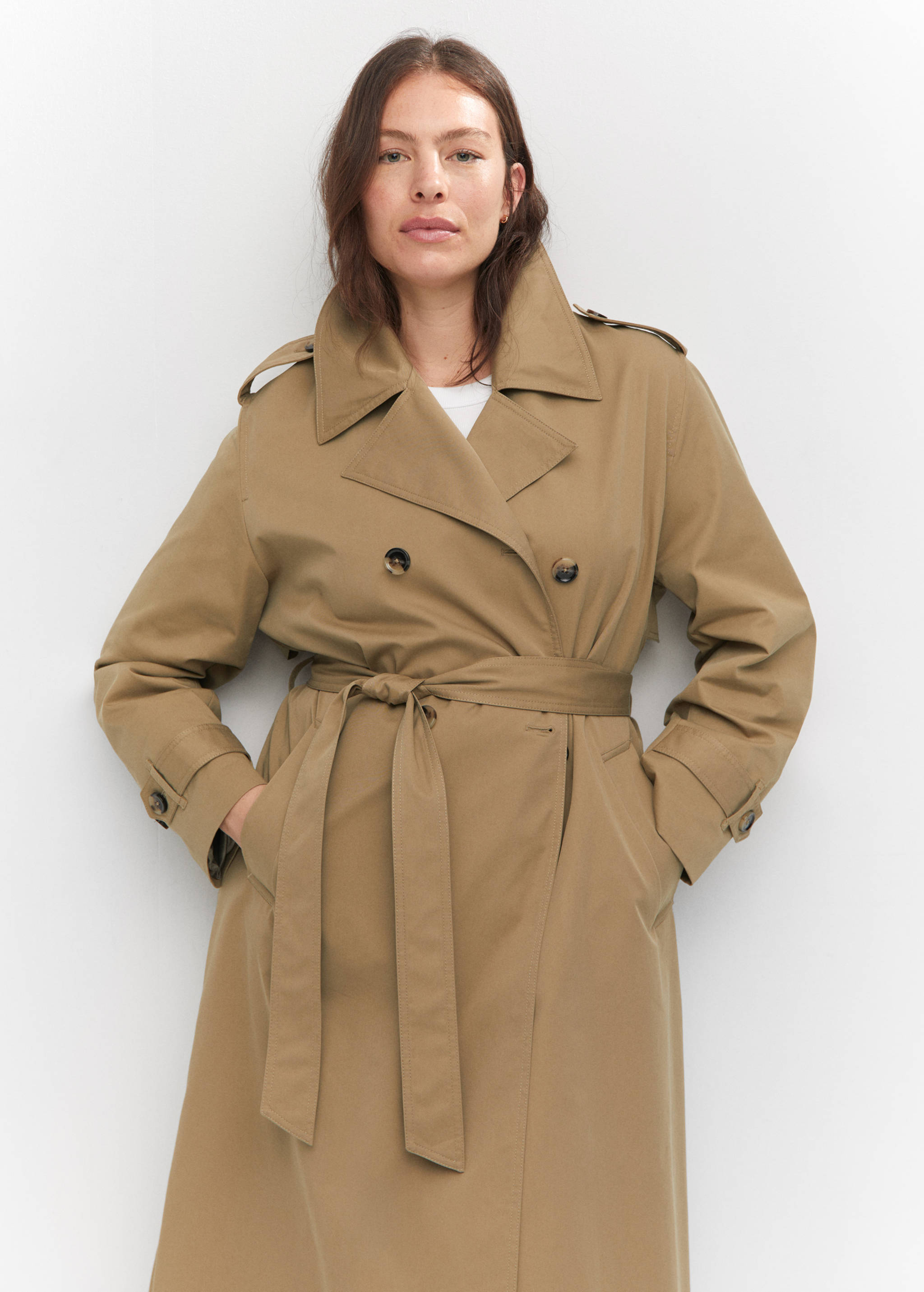 Double-breasted trench coat - Details of the article 5