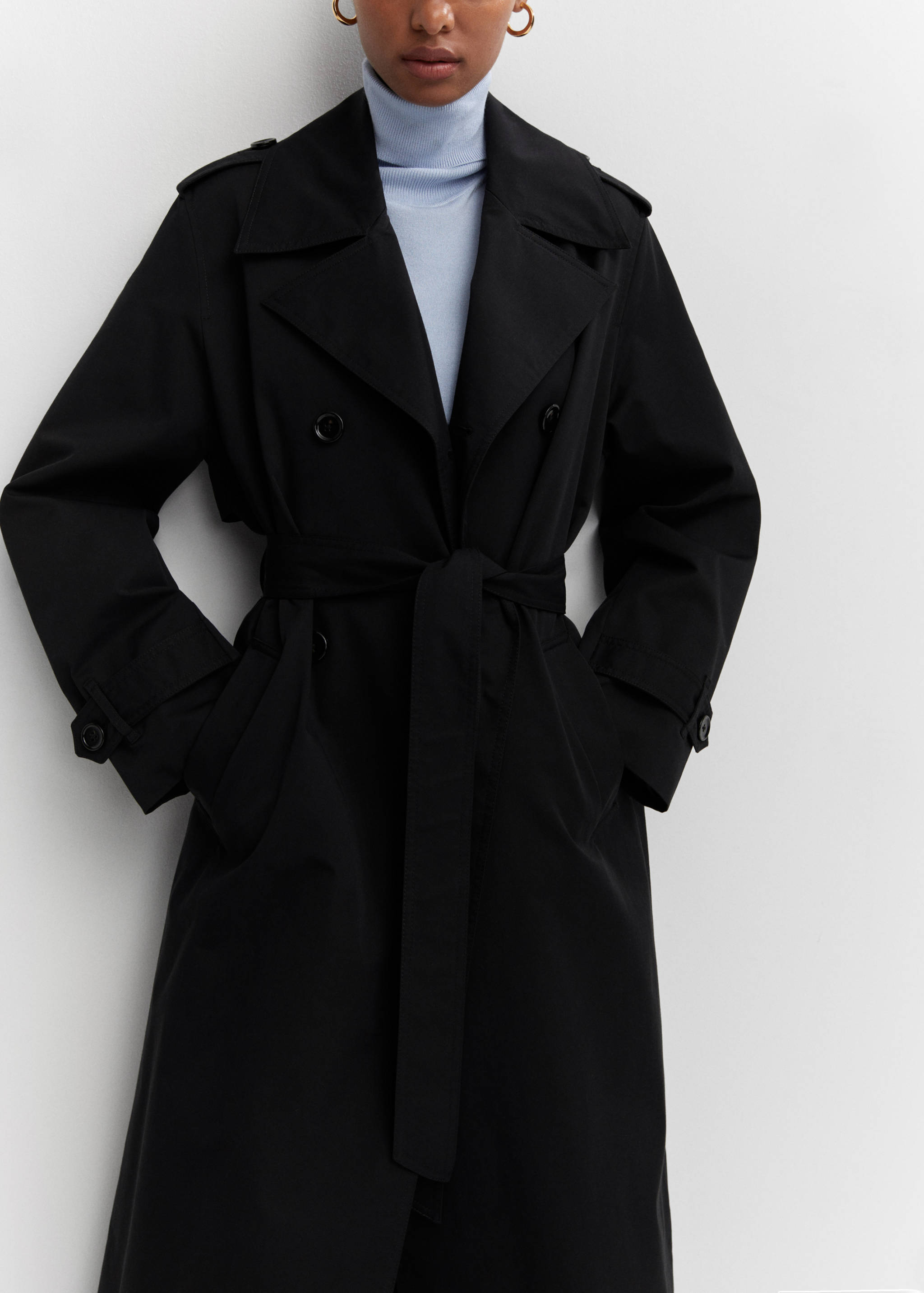 Double-breasted trench coat - Details of the article 3