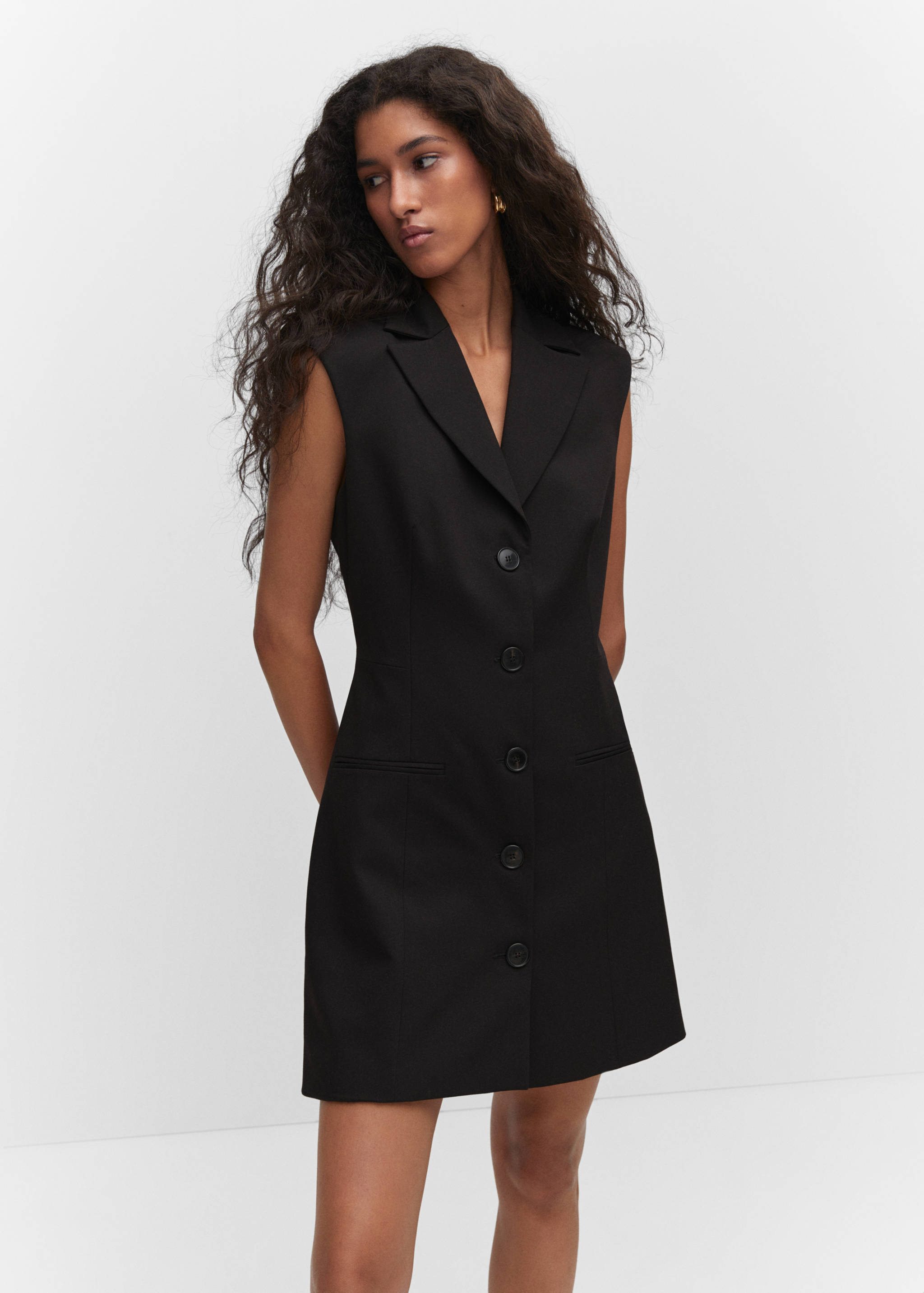 Robe style gilet boutons - Plan moyen