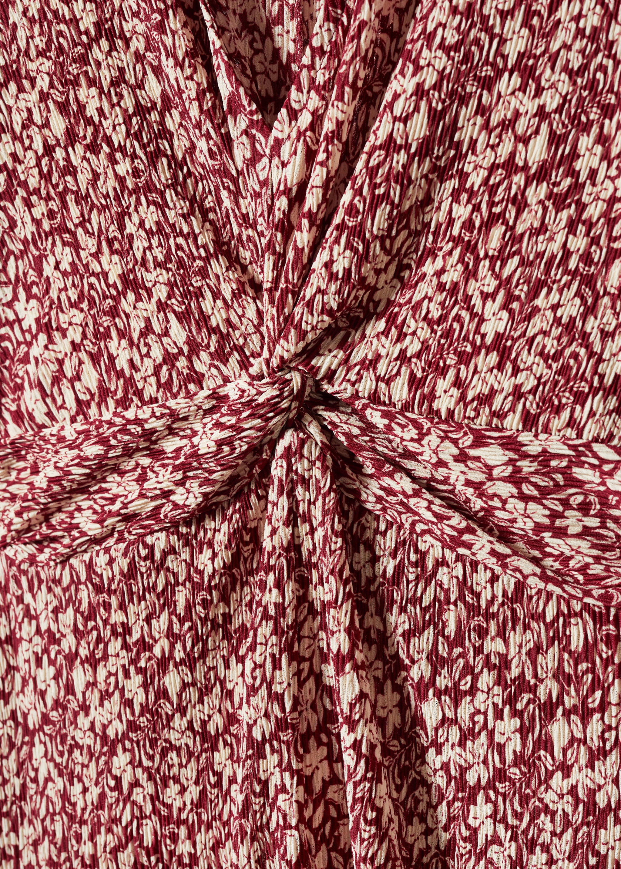 Short printed dress with knot detail - Details of the article 8