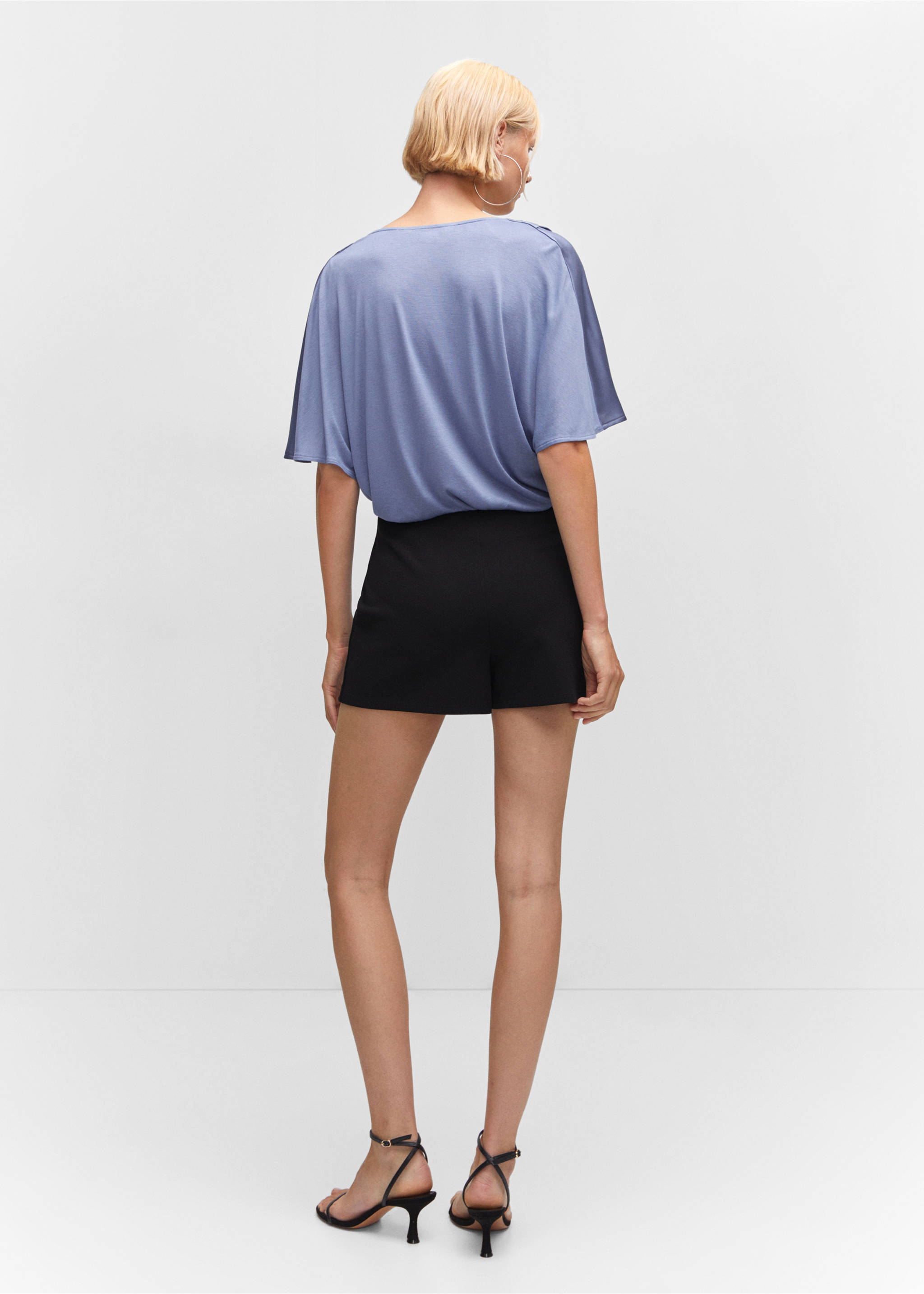 Short-sleeved satin blouse - Reverse of the article, Sky Blue. Ref: 57093811-00.