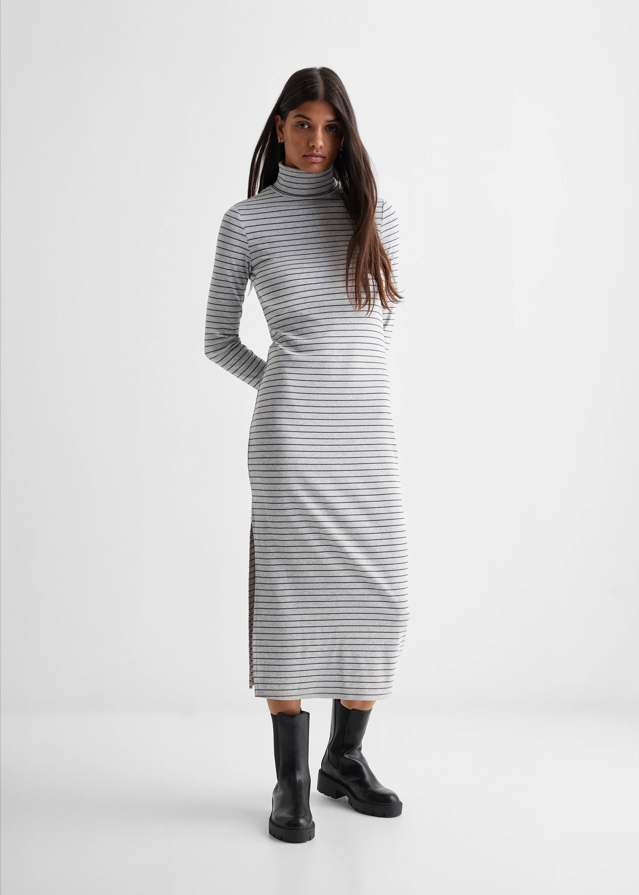 Striped long dress - General plane