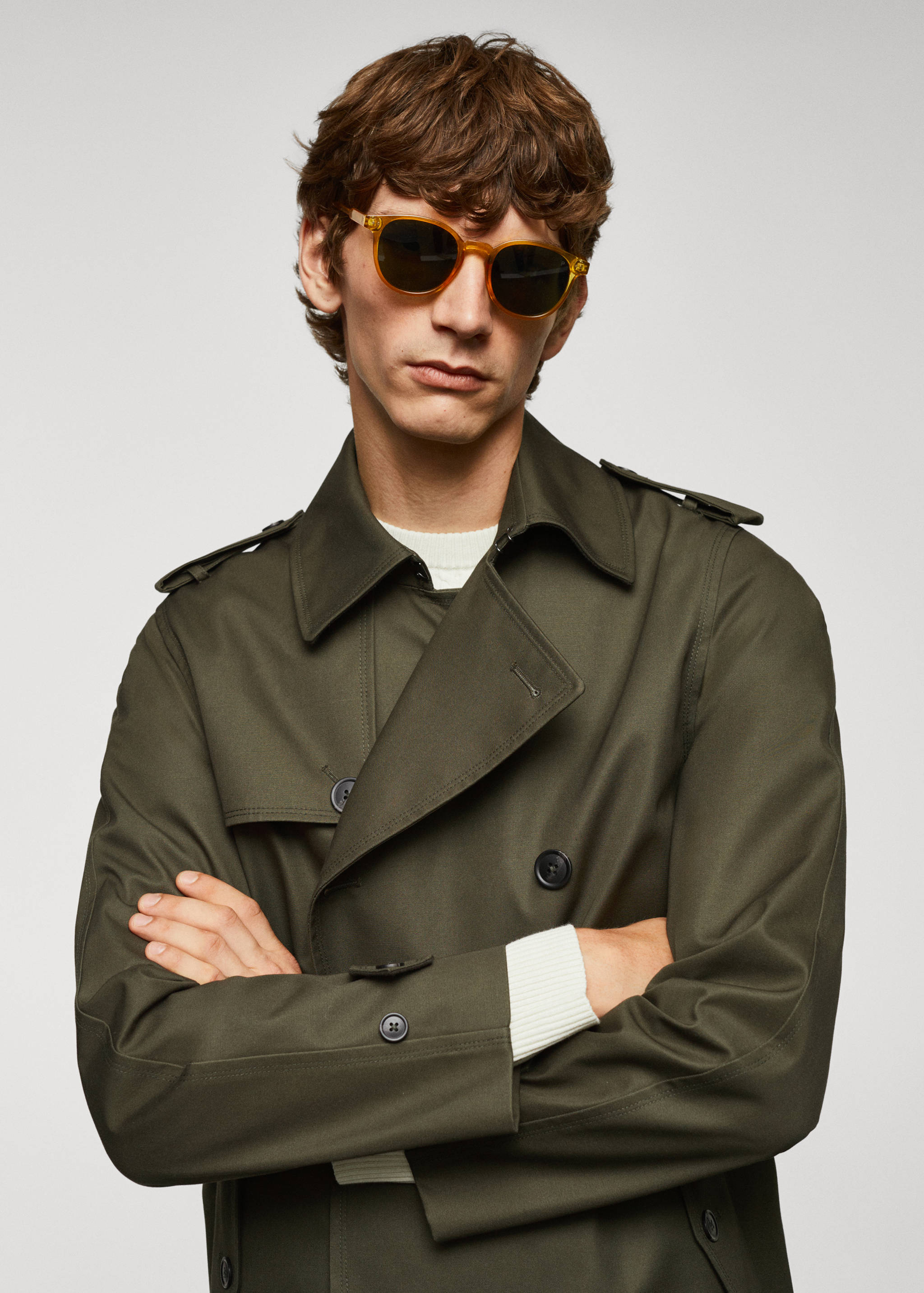 Classic water-repellent trench coat - Details of the article 1