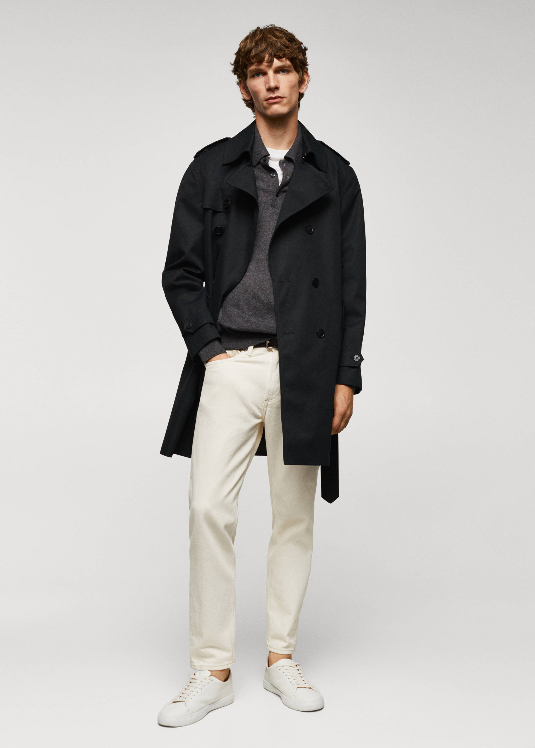 Classic water-repellent trench coat - General plane