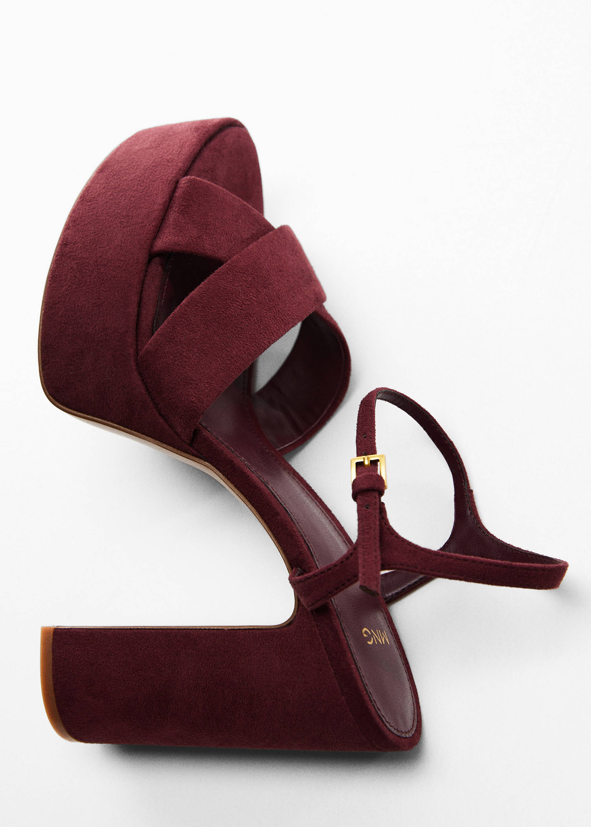 Platform sandals with crossed straps - Details of the article 5