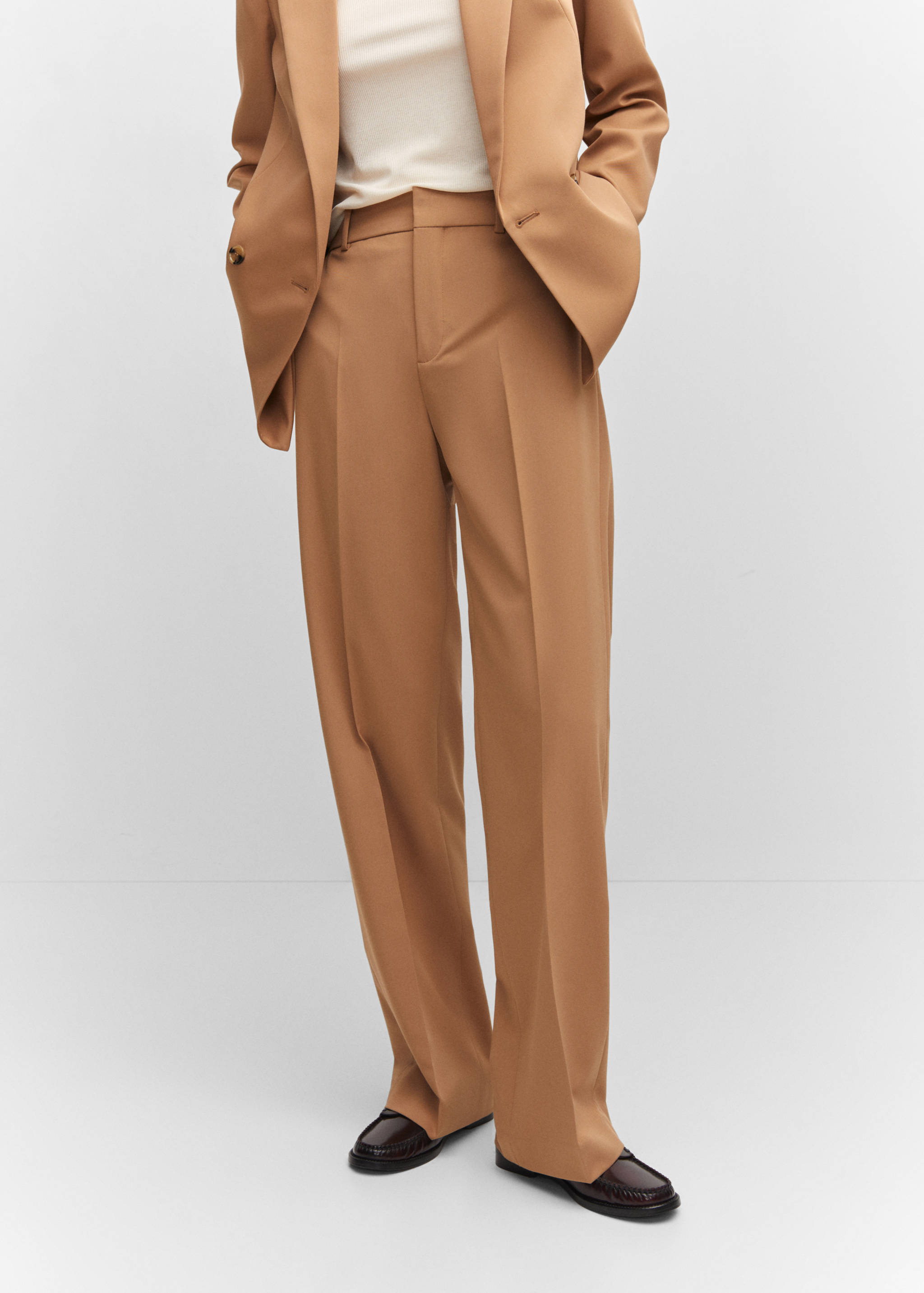 Pantalon droit costume - Plan moyen