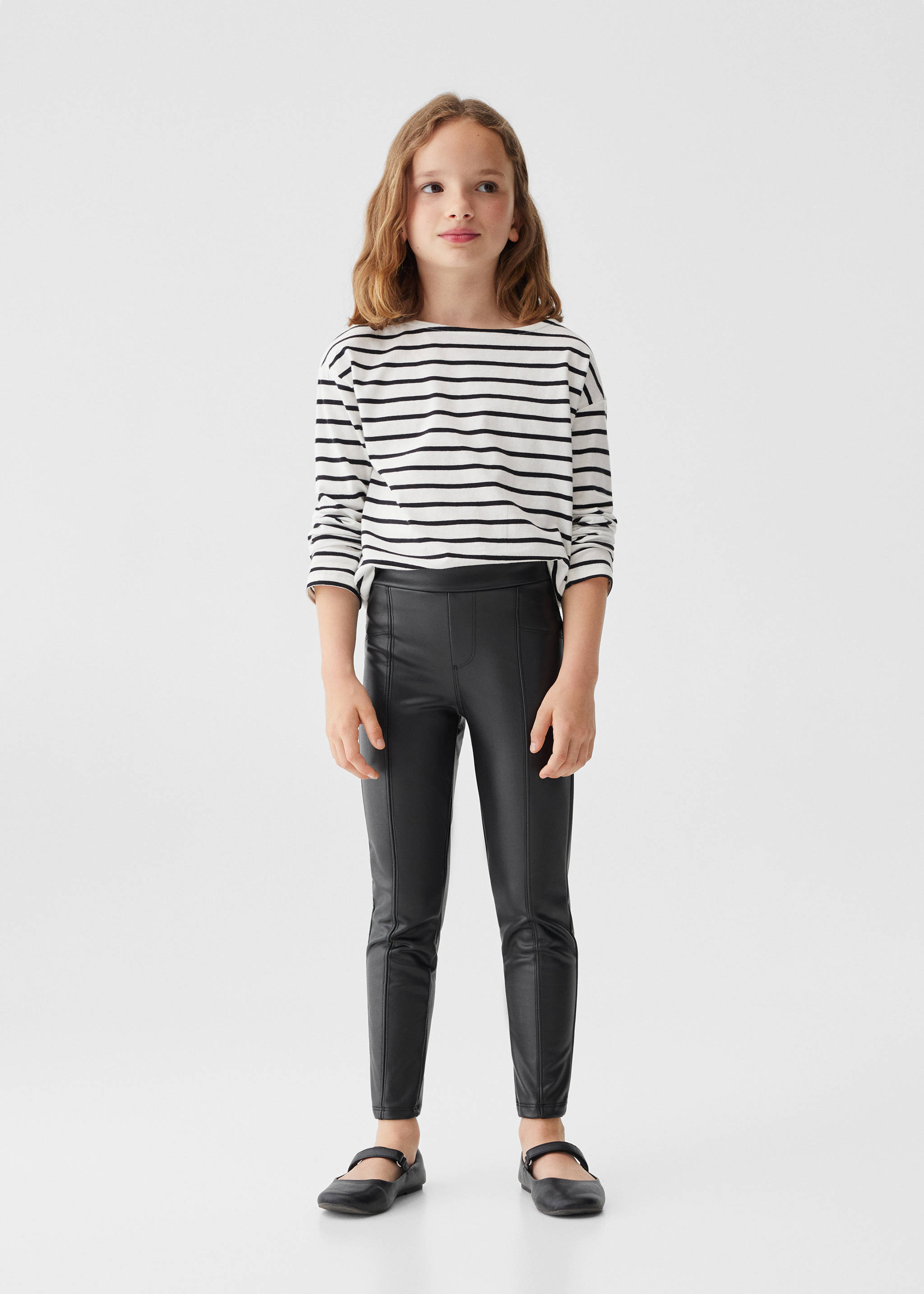 Faux-leather leggings - General plane