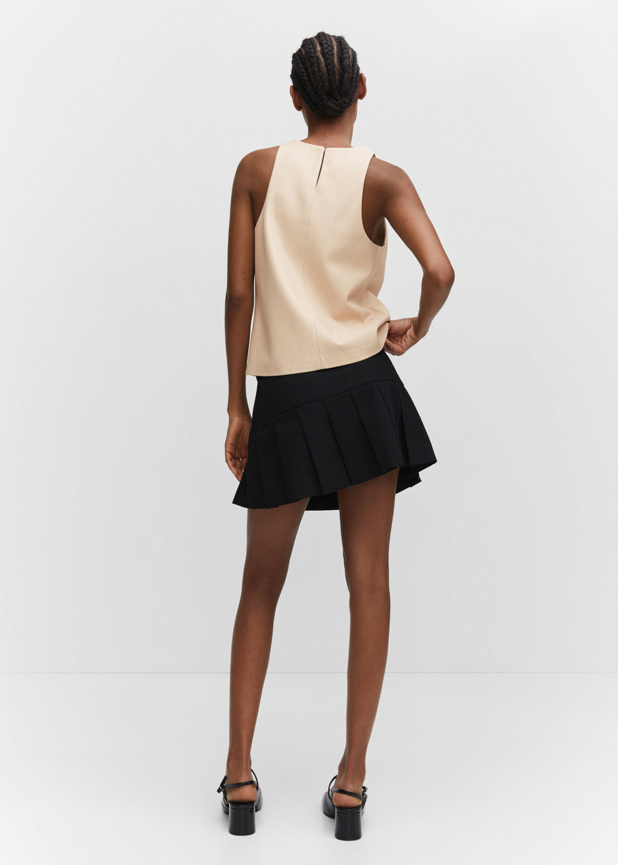 Faux-leather top - Reverse of the article