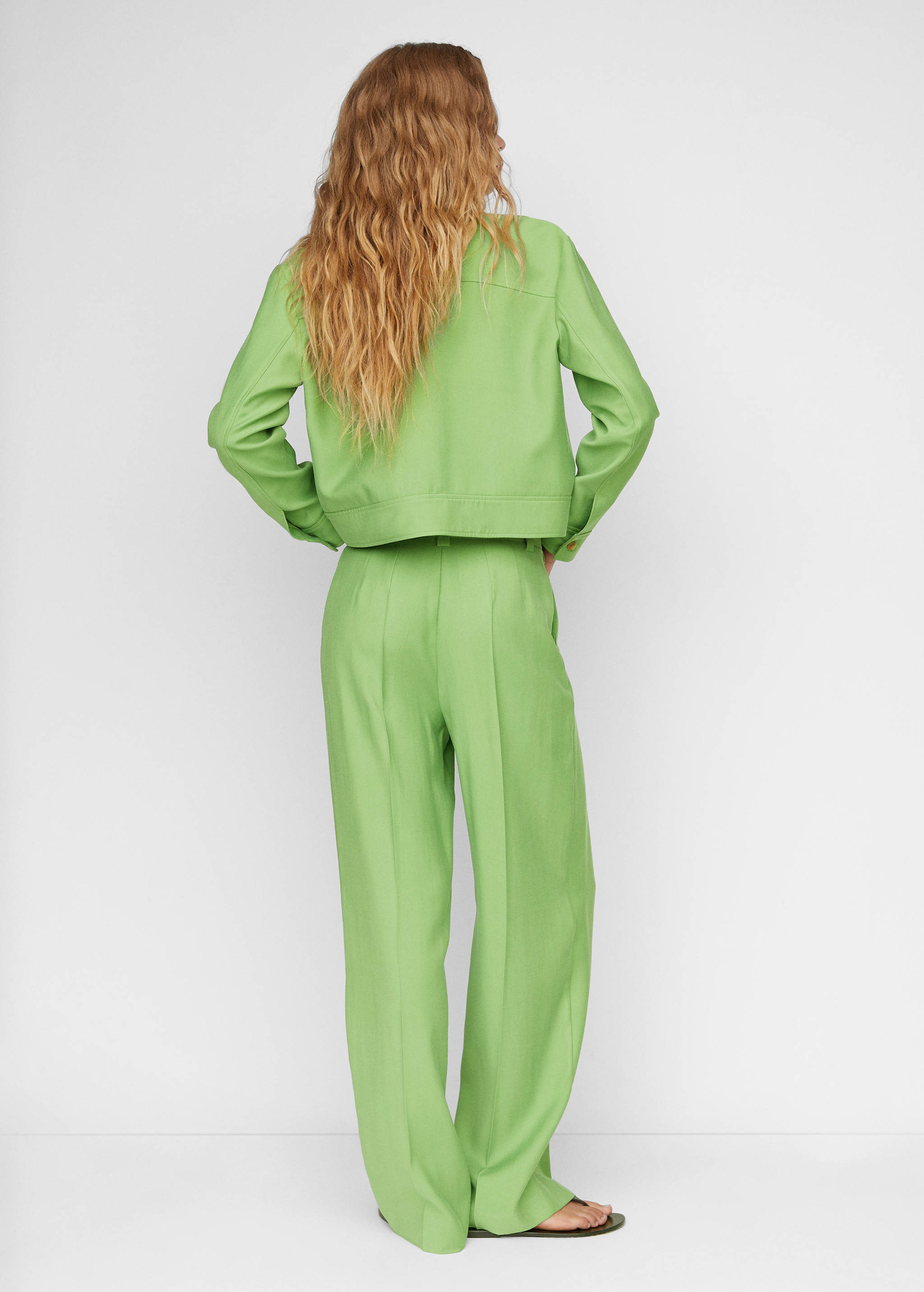 Wide leg pleated trousers - Reverse of the article