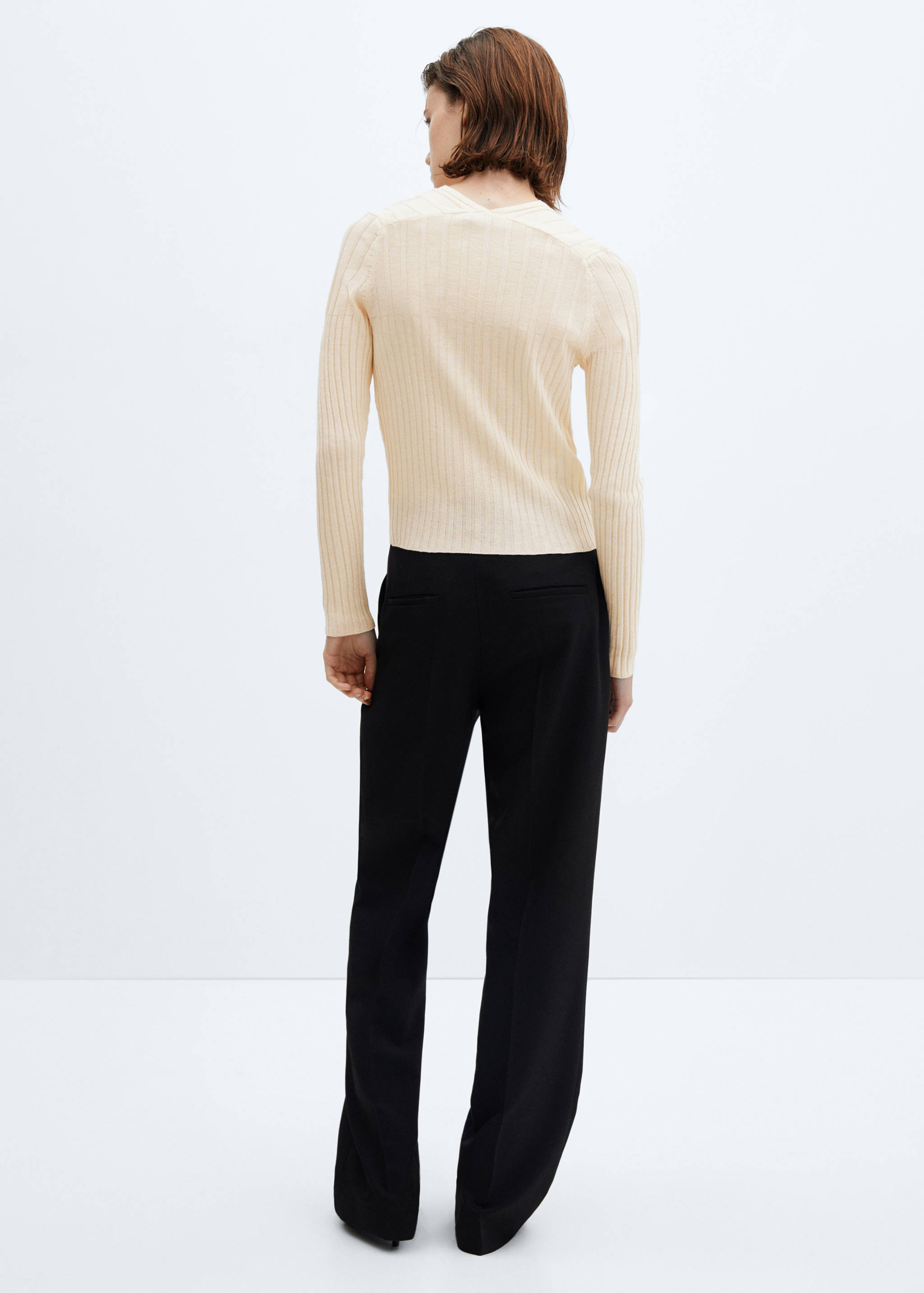 Buttoned ribbed cardigan - Reverse of the article