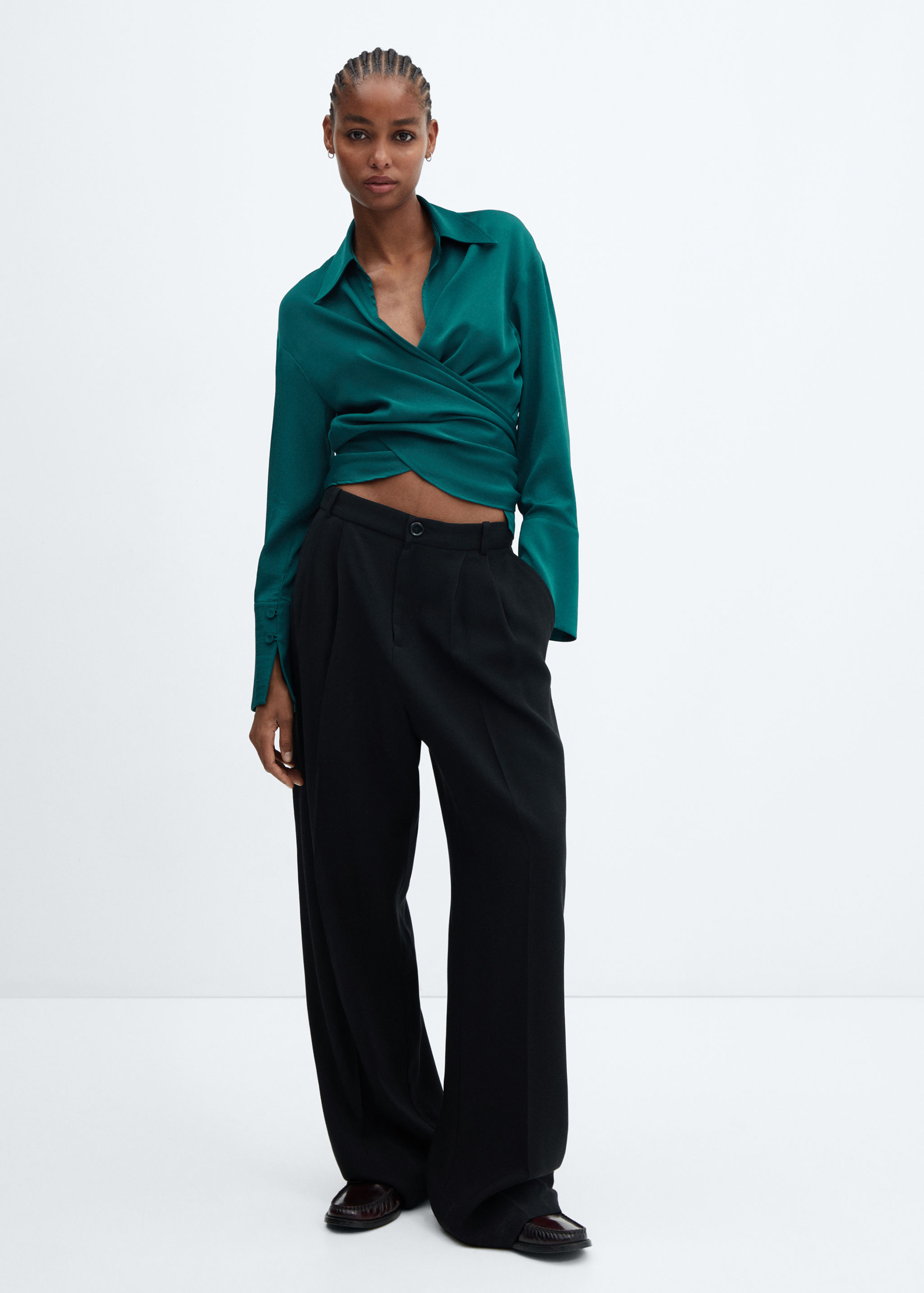 Wickelbluse mit Schleife - Allgemeine Ansicht