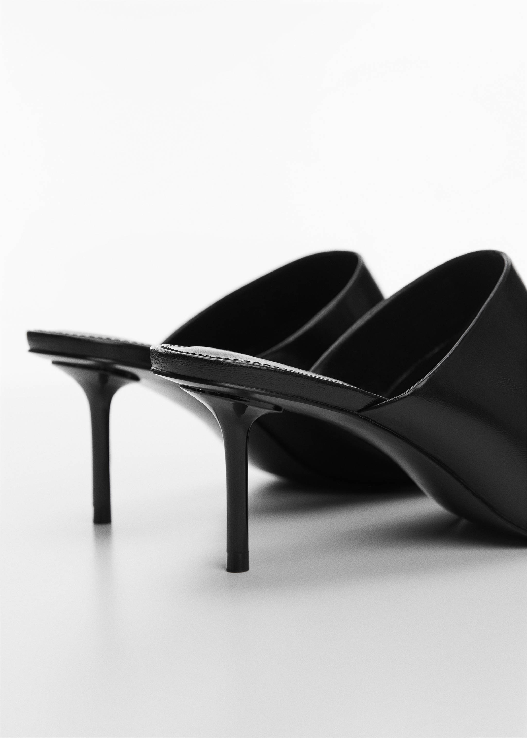 Slingbacks aus Leder - Detail des Artikels 1