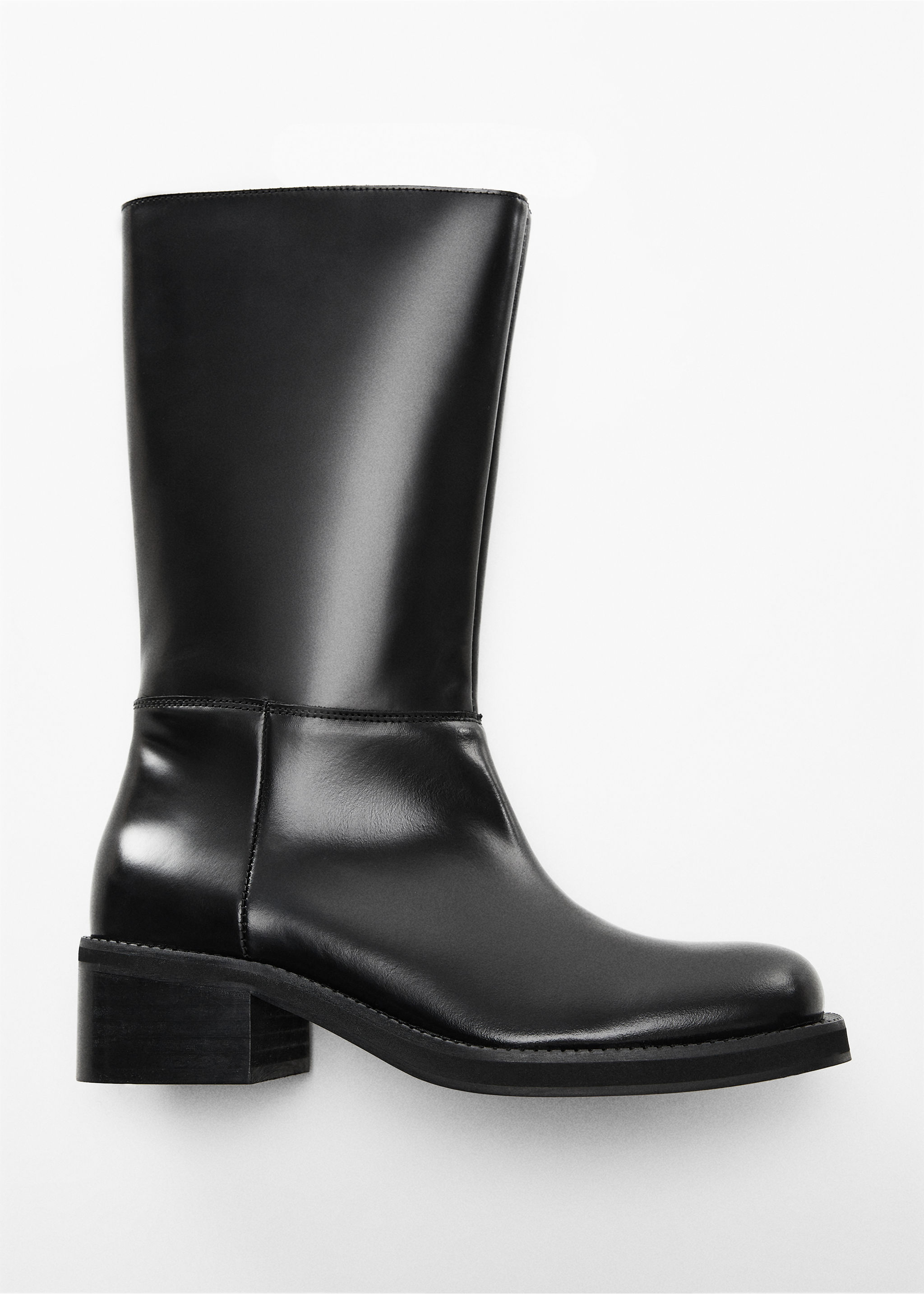 Leather boots with zip closure - Details of the article 5