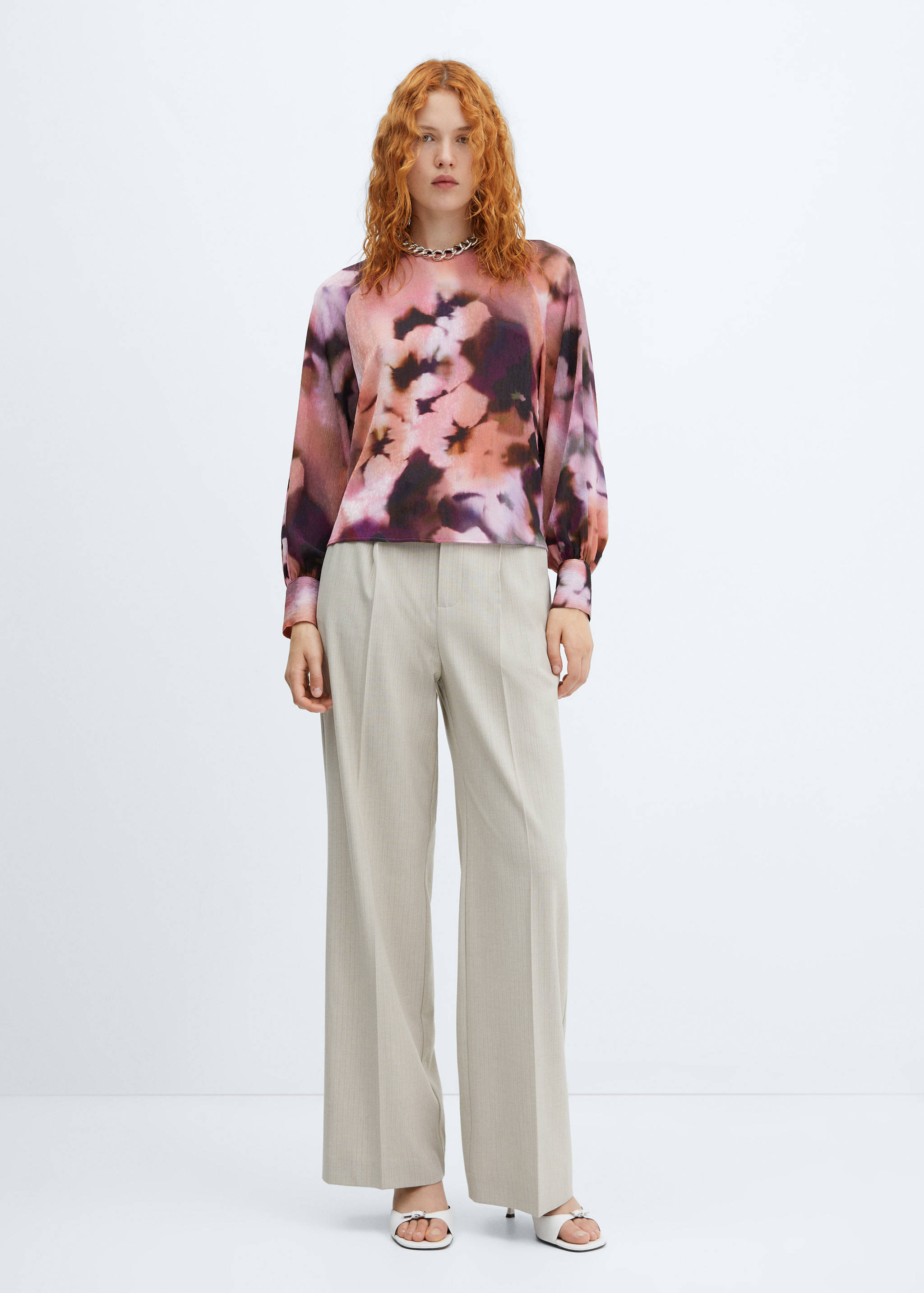 Blusa floral manga abullonada - Plano general