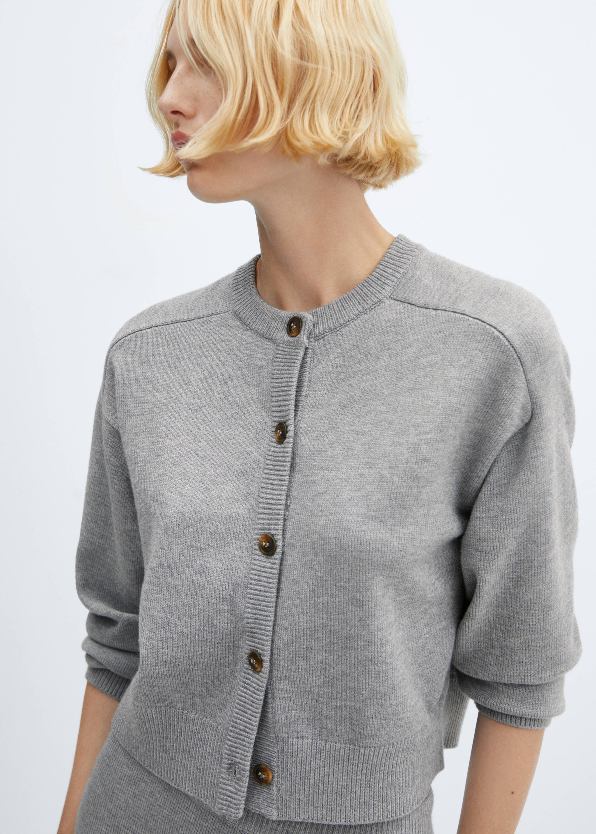 Decorative seams cardigan - Details of the article 1