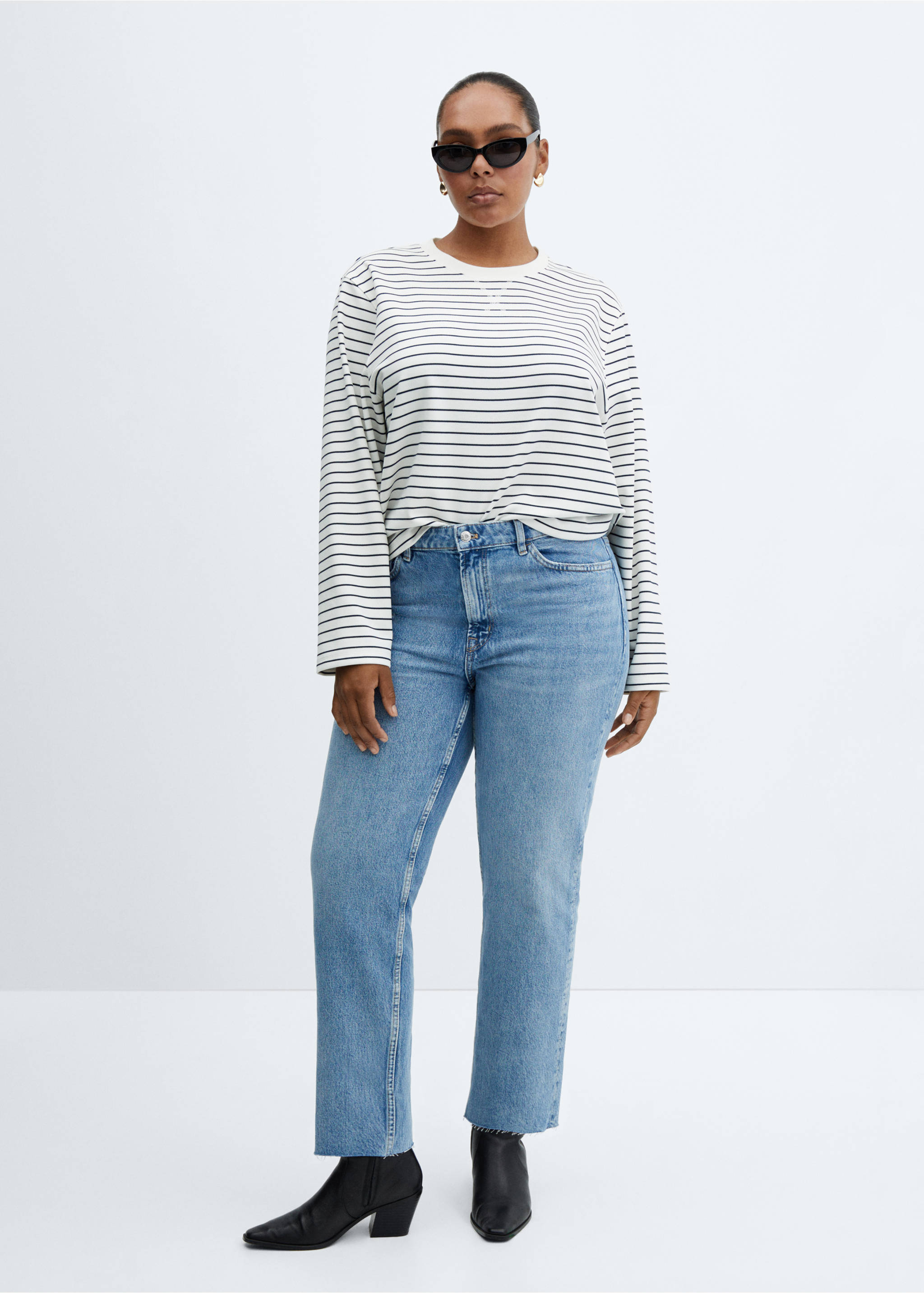 Striped sweatshirt - Details of the article 3, Blue. Ref: 57096712-00.