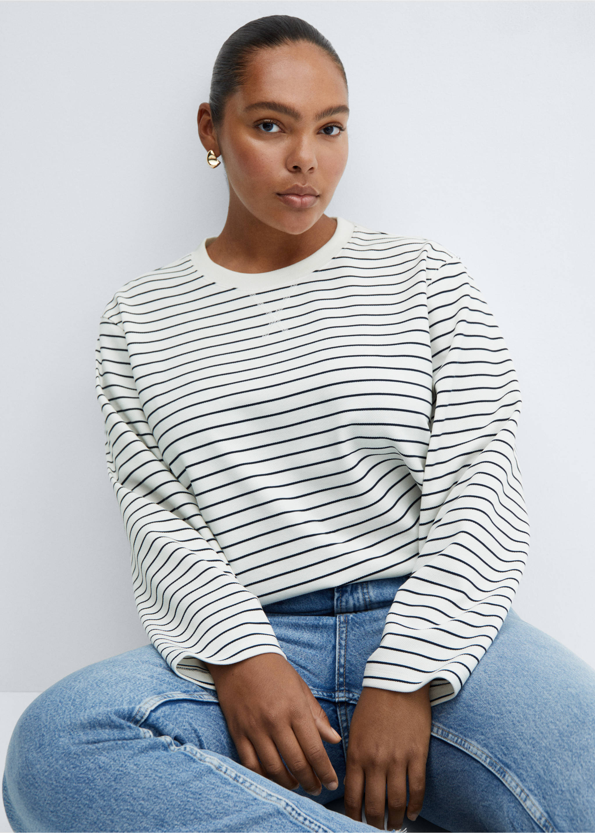 Striped sweatshirt - Details of the article 4, Blue. Ref: 57096712-00.