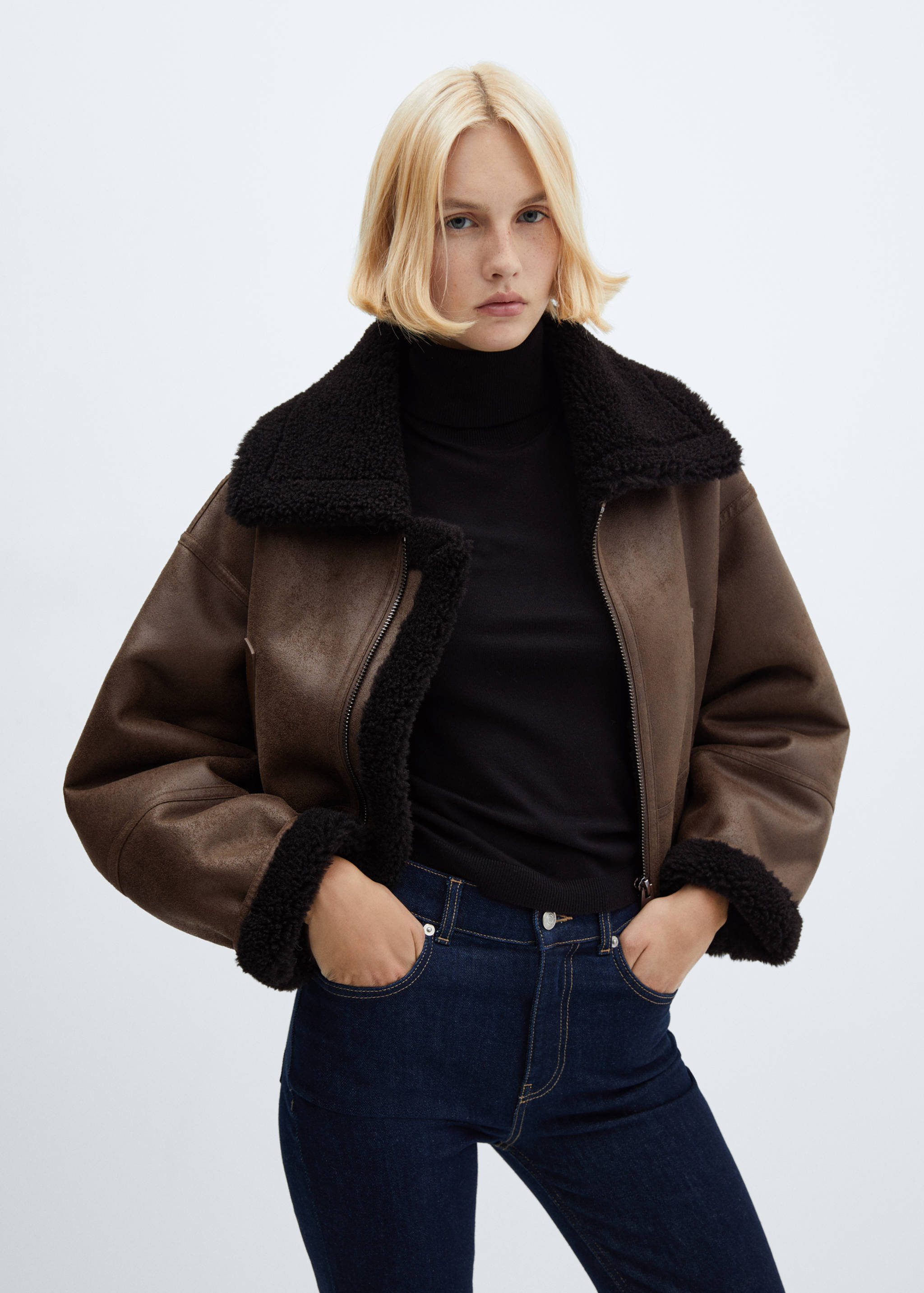 Shearling-effect lined short jacket - Medium plane