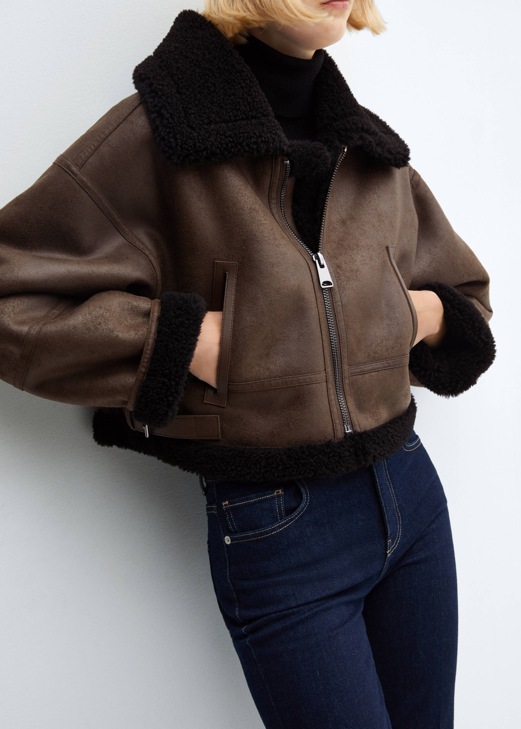 Shearling-effect lined short jacket - Details of the article 6