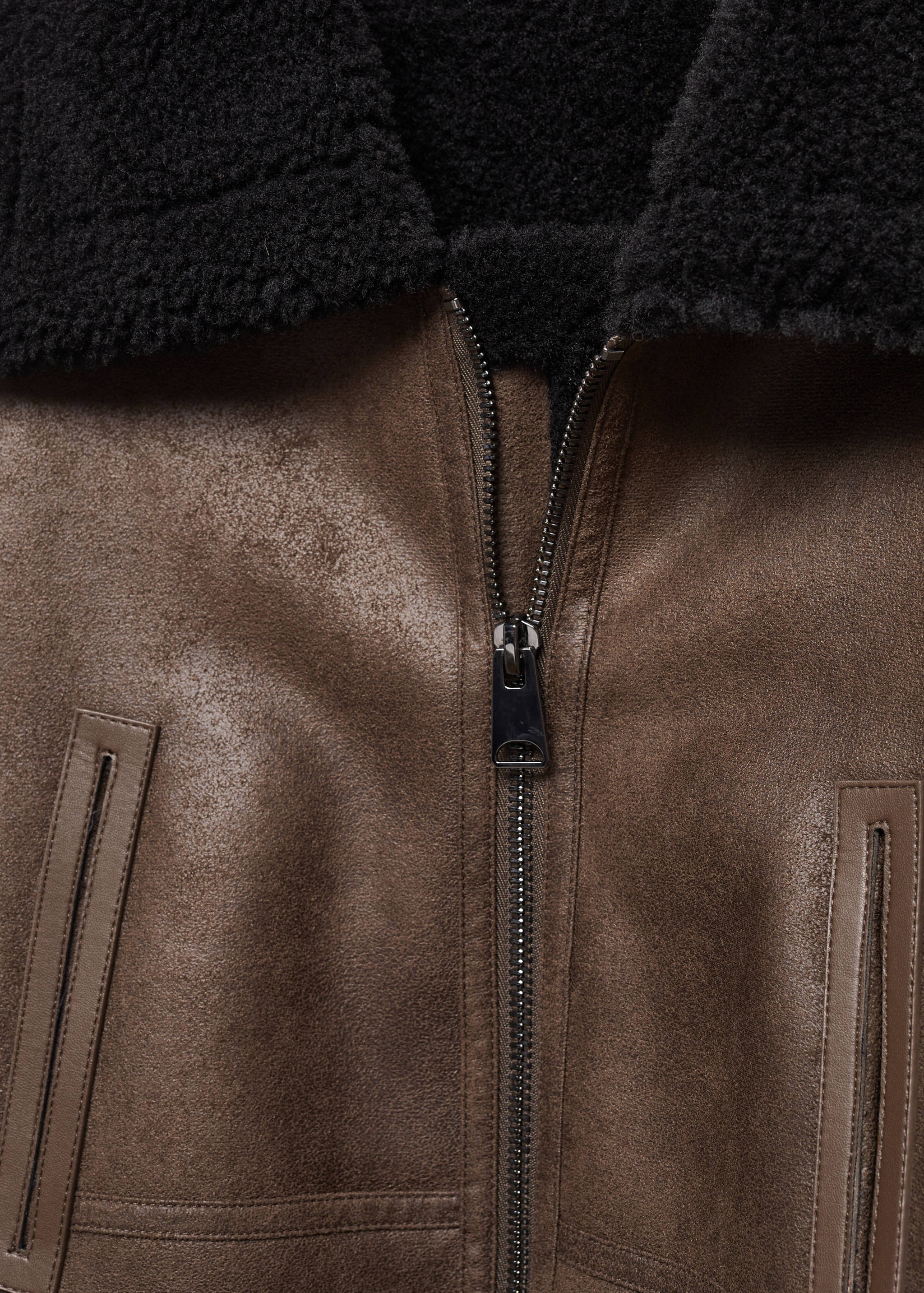 Shearling-effect lined short jacket - Details of the article 8