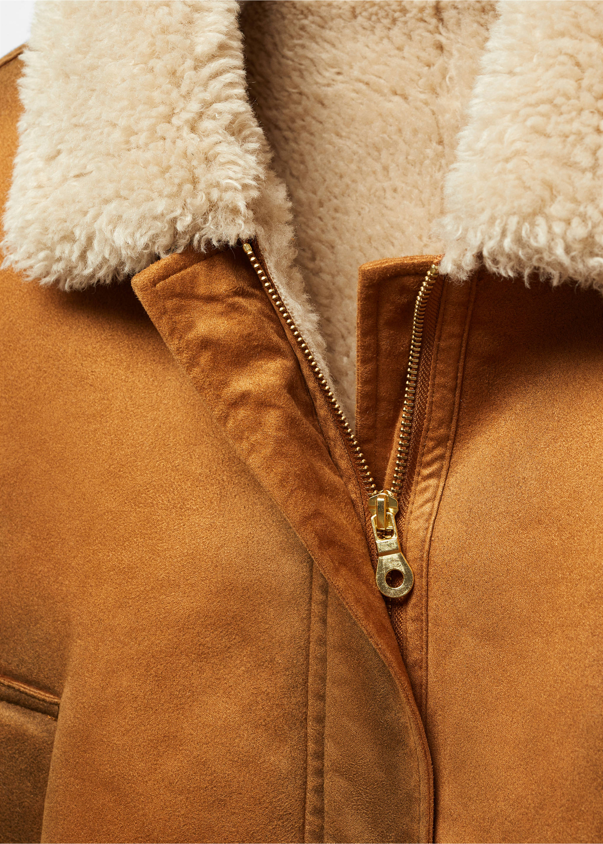 Worn-effect shearling jacket - Details of the article 8, Medium Brown. Ref: 57097712-00.