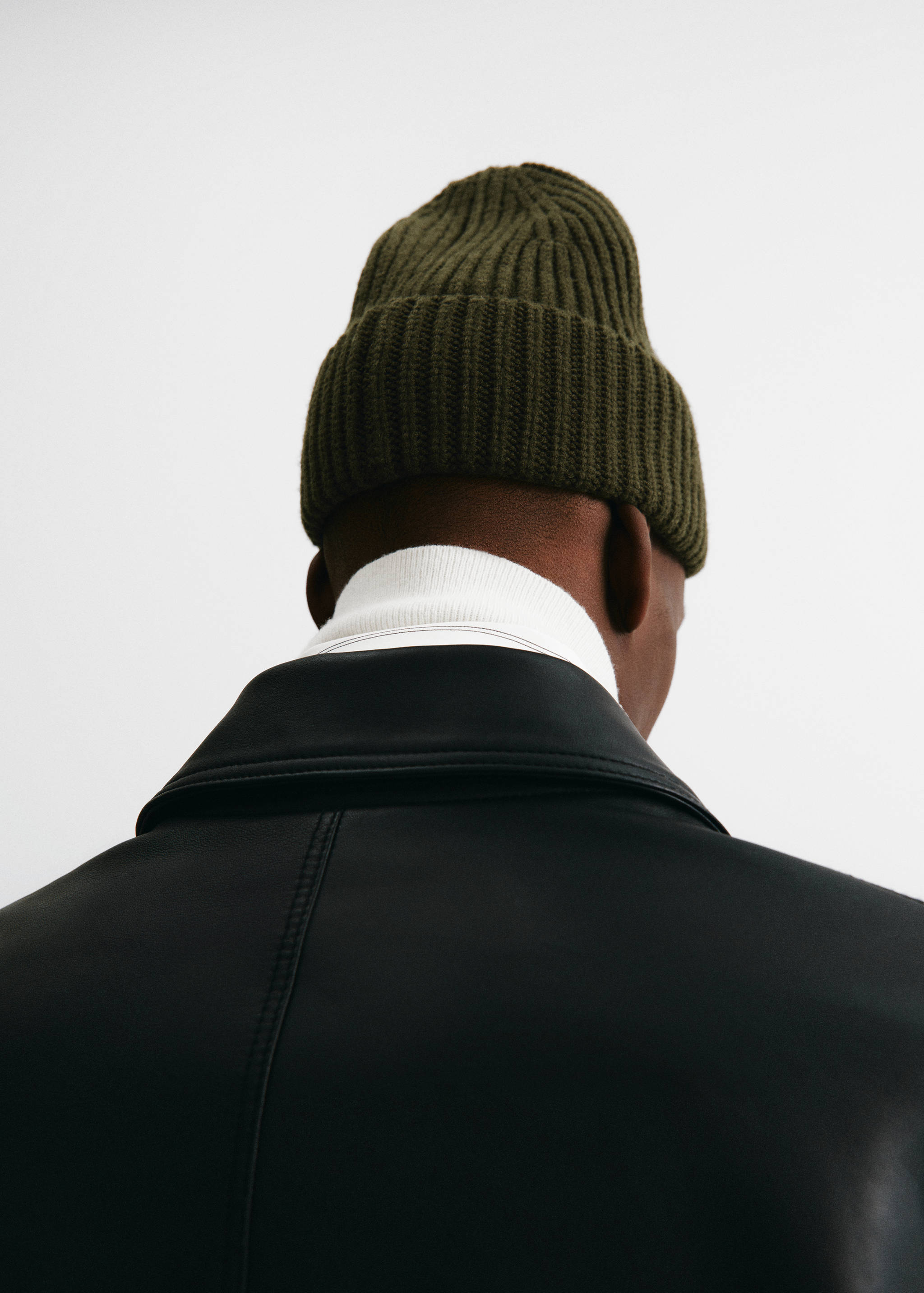 Knitted wool-blend cap - Details of the article 9