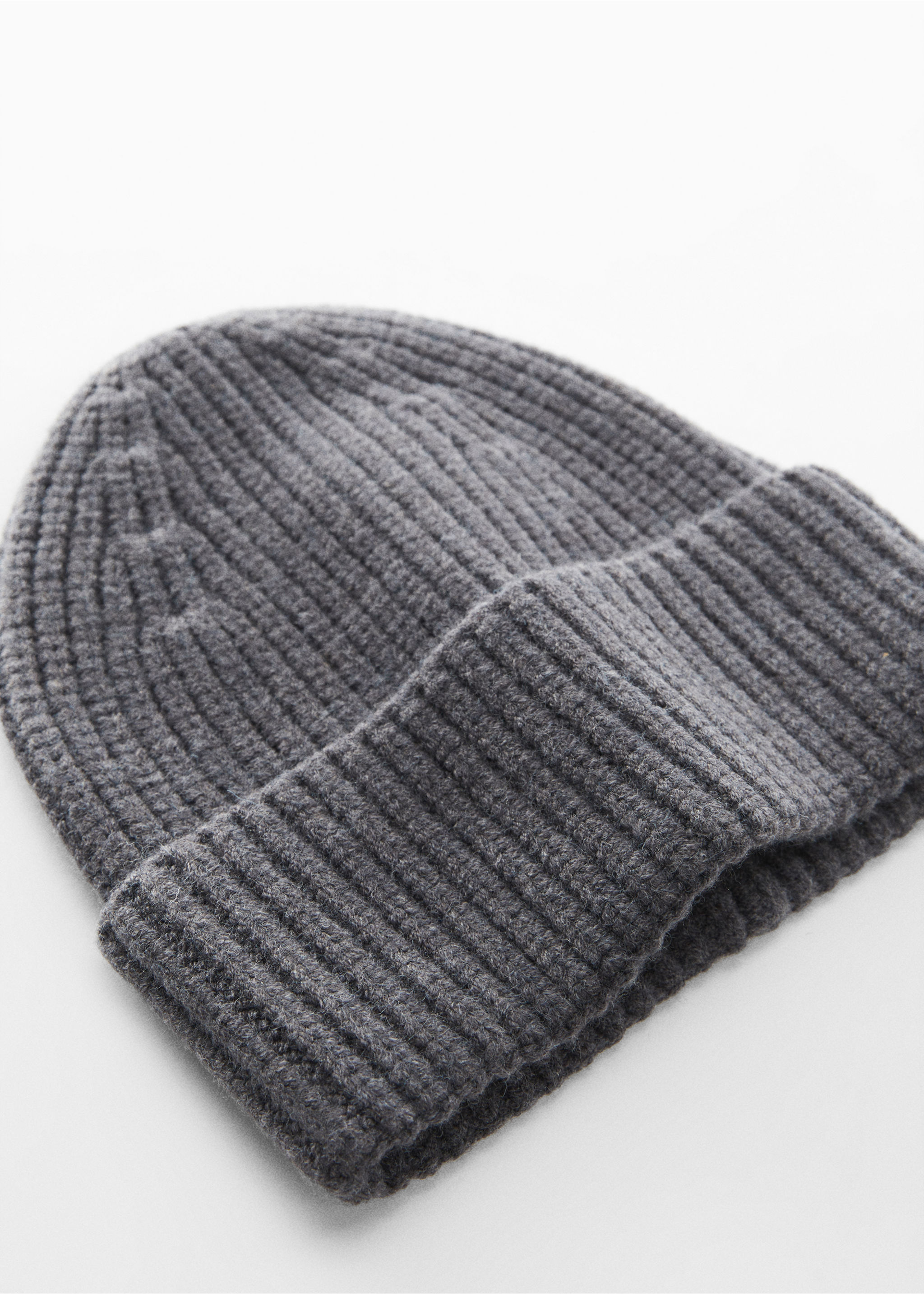 Knitted wool-blend cap - Medium plane