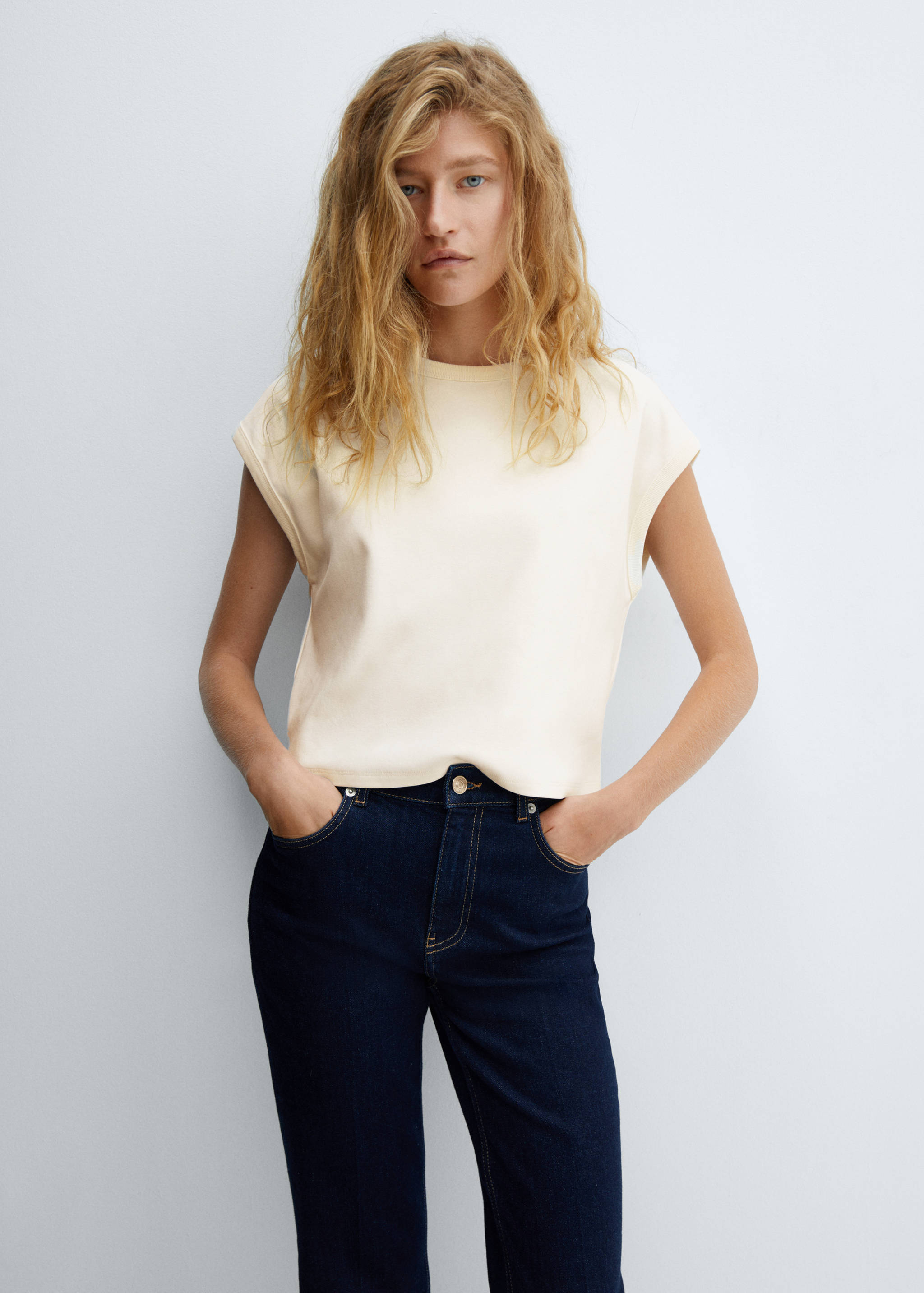 Cotton sleeveless t-shirt - Medium plane