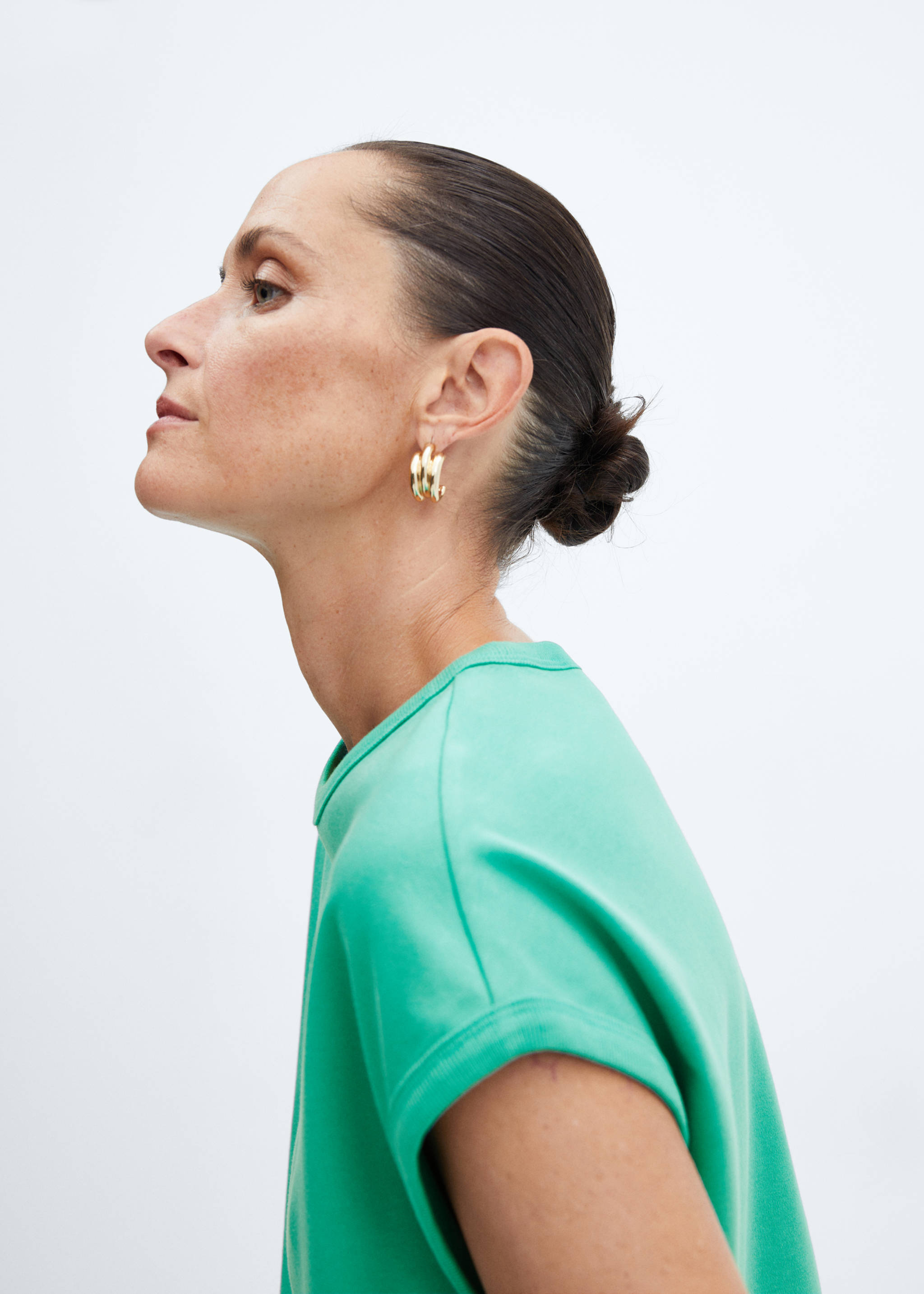 Cotton sleeveless t-shirt - Details of the article 1